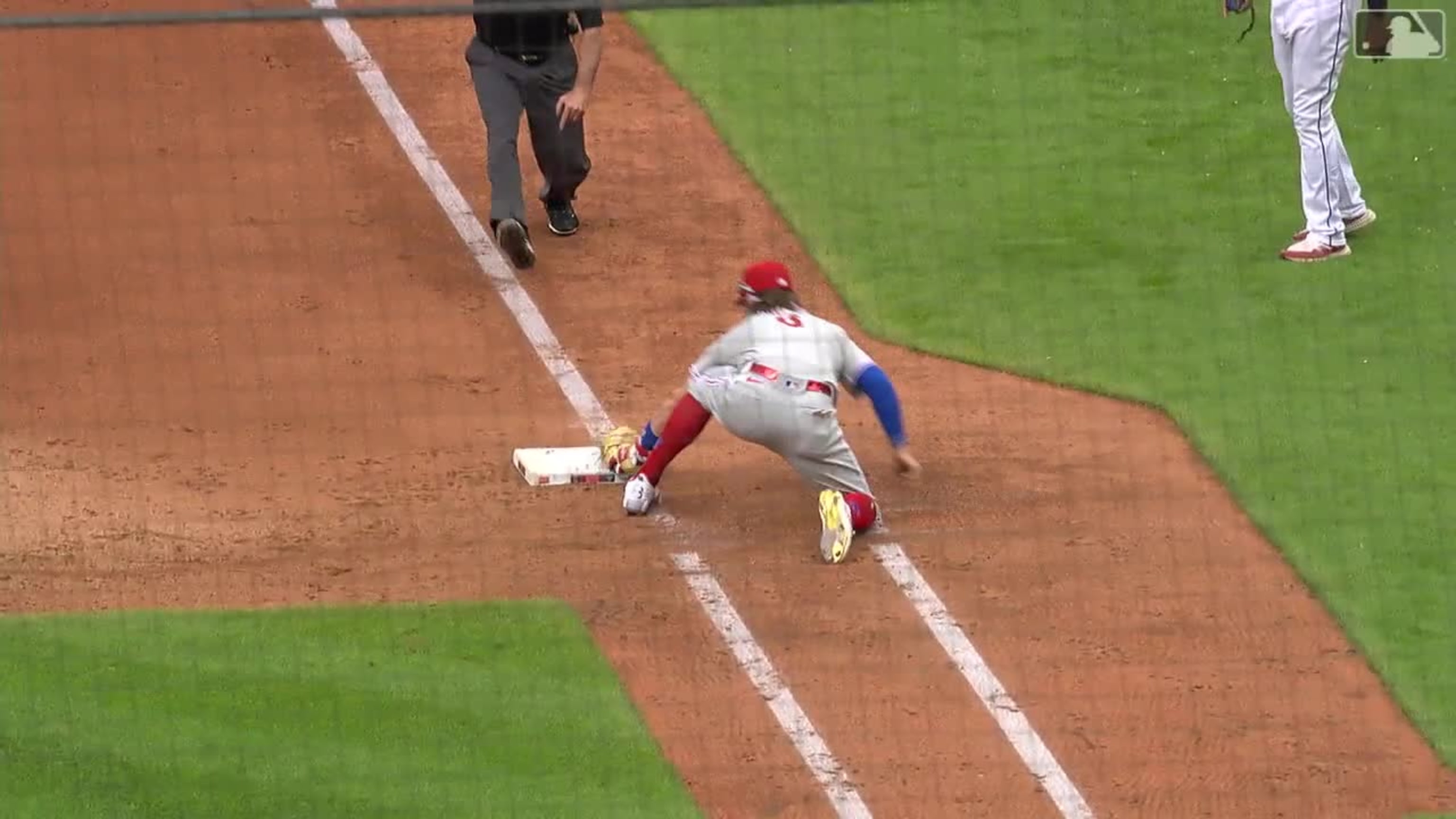 Philadelphia Phillies first basemen Bryce Harper (3) in a defensive stance  during a MLB regular season game between the Philadelphia Phillies and Clev  Stock Photo - Alamy