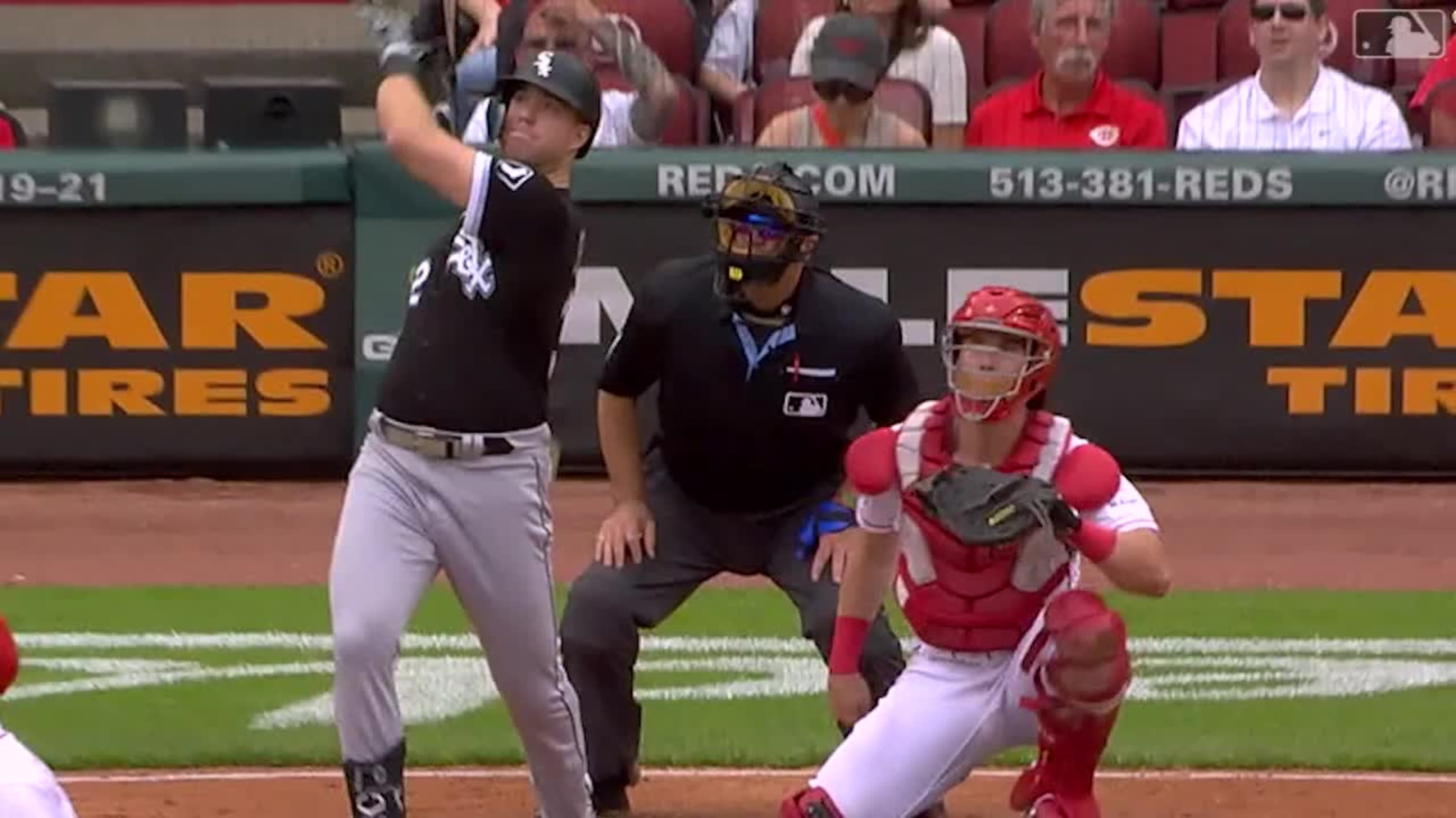 White Sox score 11 in 2nd, beat Reds 17-4 - Record Herald