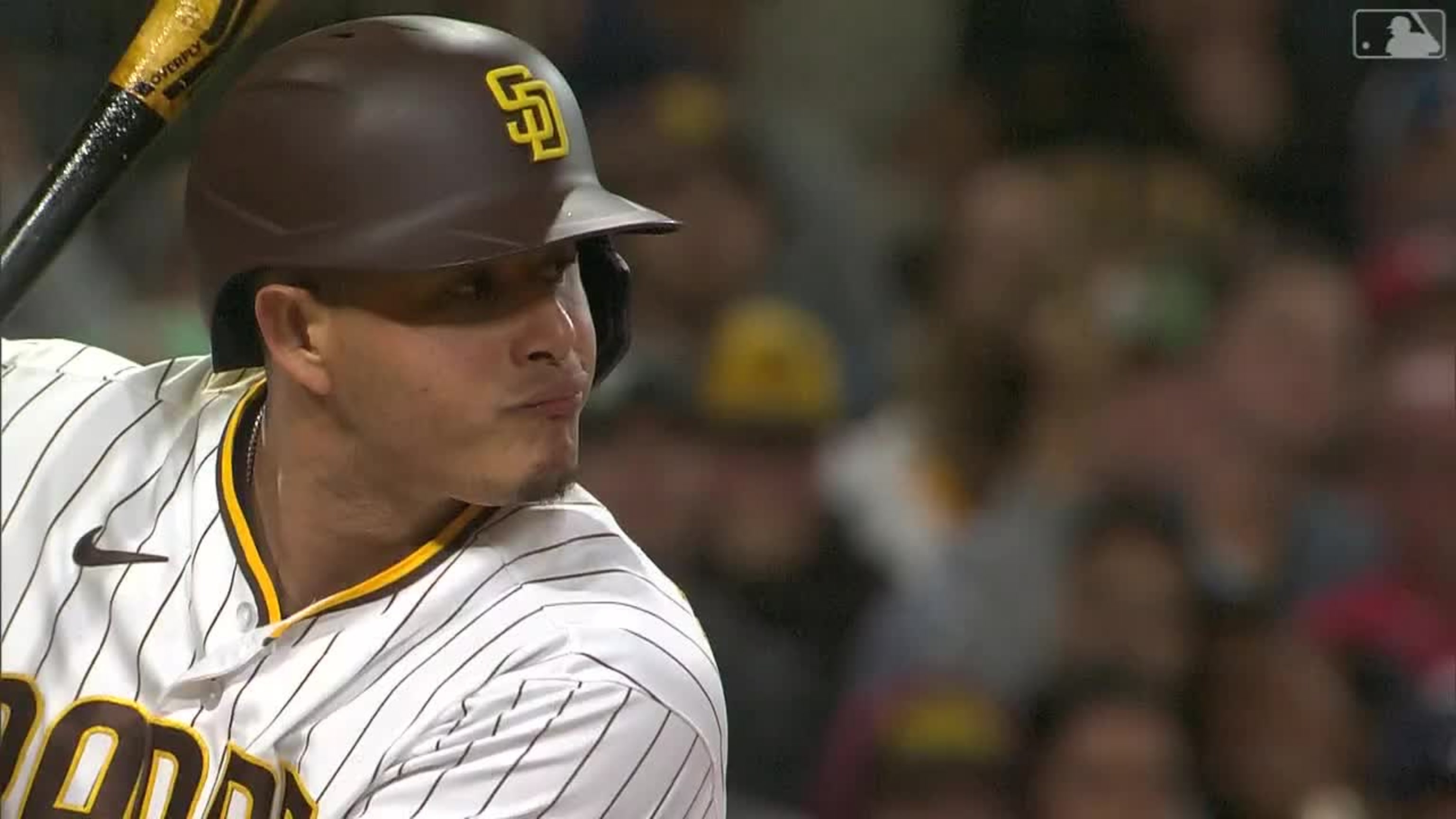 Machado impulsa 2 con hit