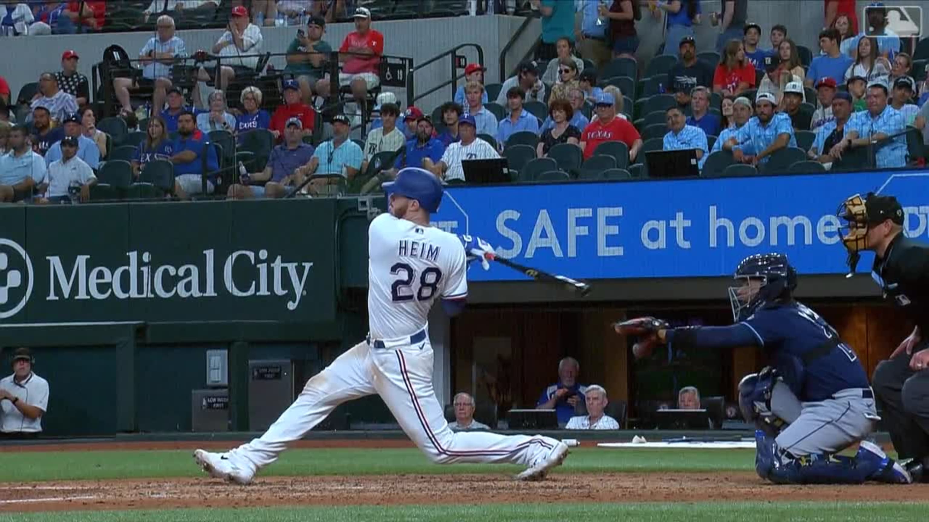 Speas big relief in debut, Heim homers as Rangers win 6th in a row
