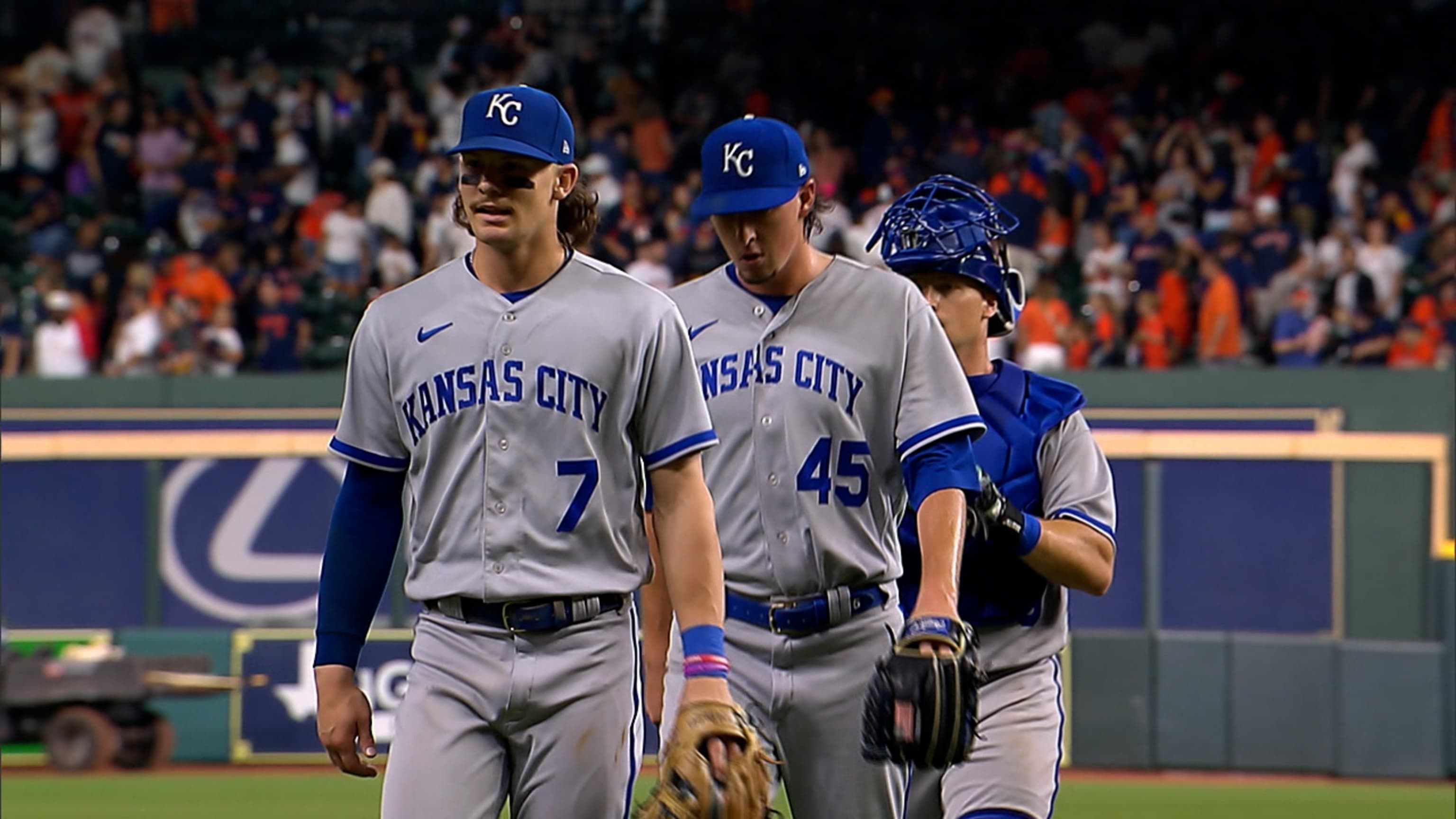 Lyles pitches five scoreless, Royals beat Astros 3-2 as Houston