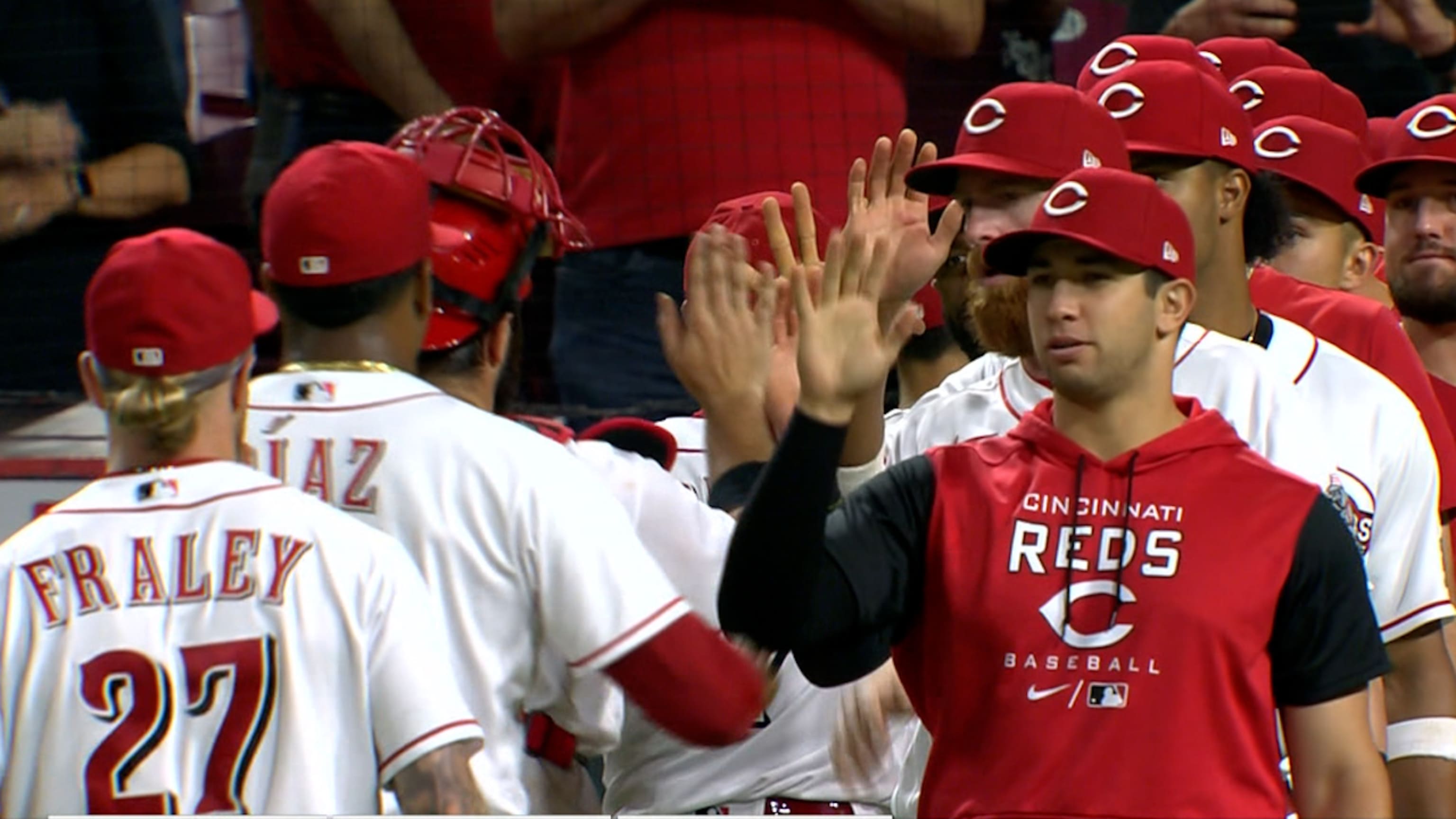 Dunn's final two home runs as a member of the Reds 