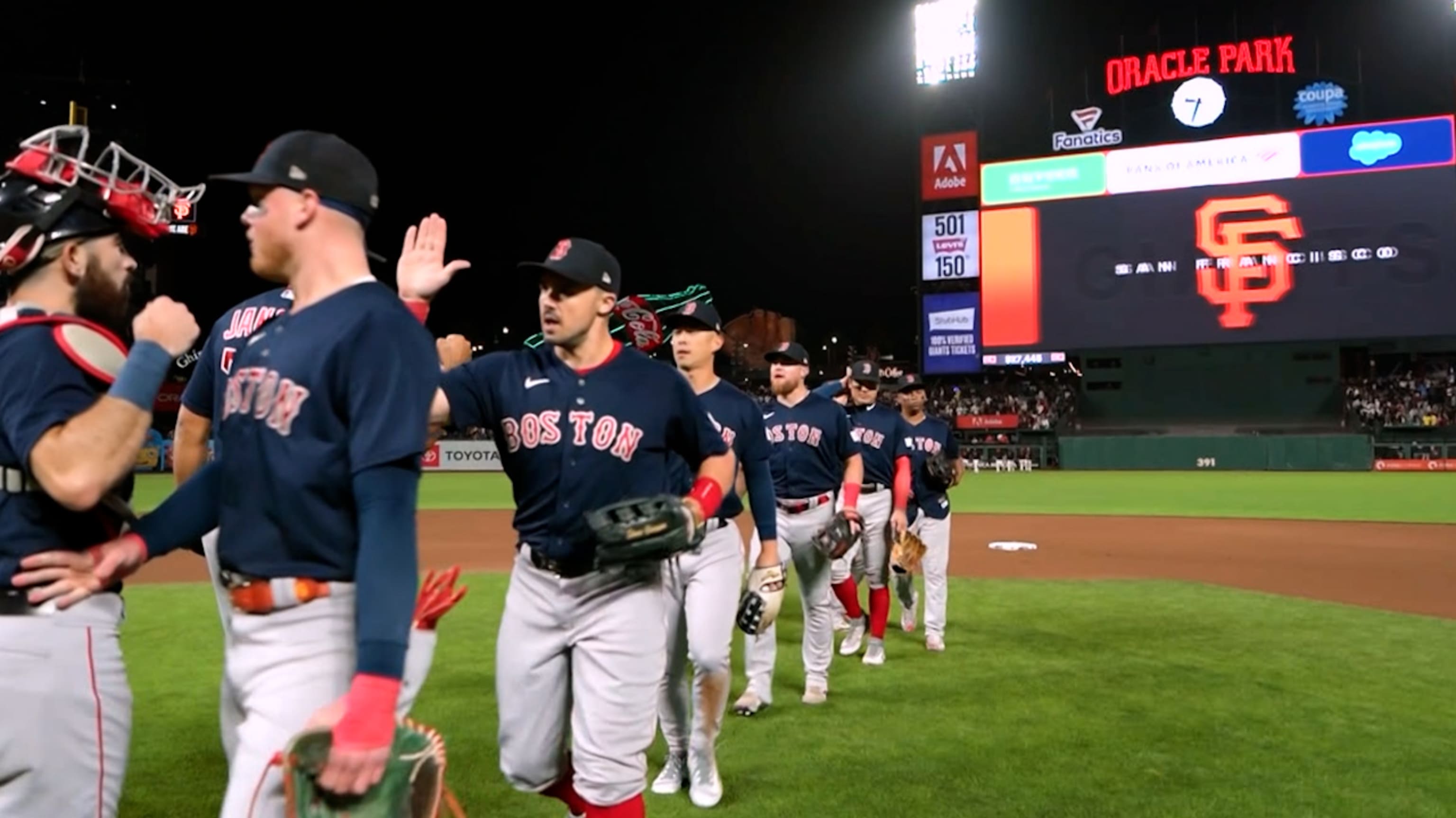 Triston Casas homers, hits RBI double to lead Red Sox past Giants 3-2 for  fifth straight win