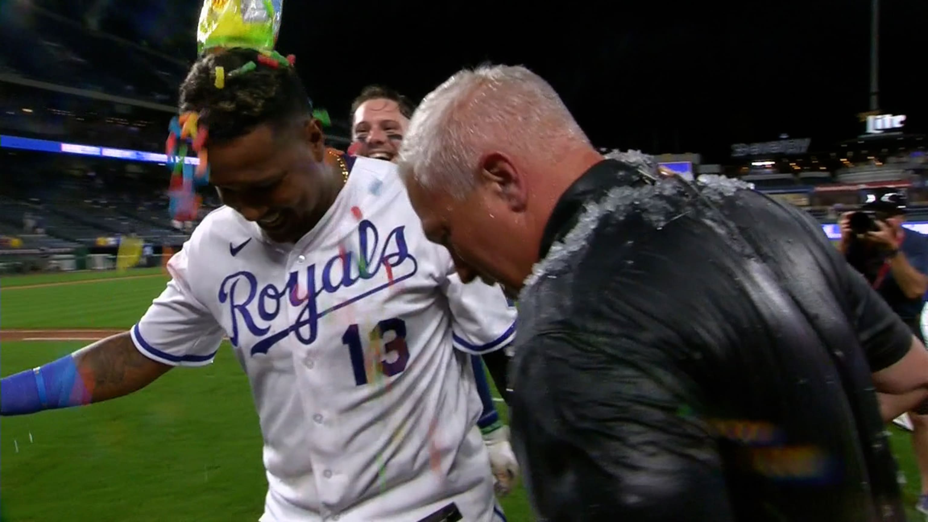 It sure seems like the Royals wildly mishandled Salvador Perez's
