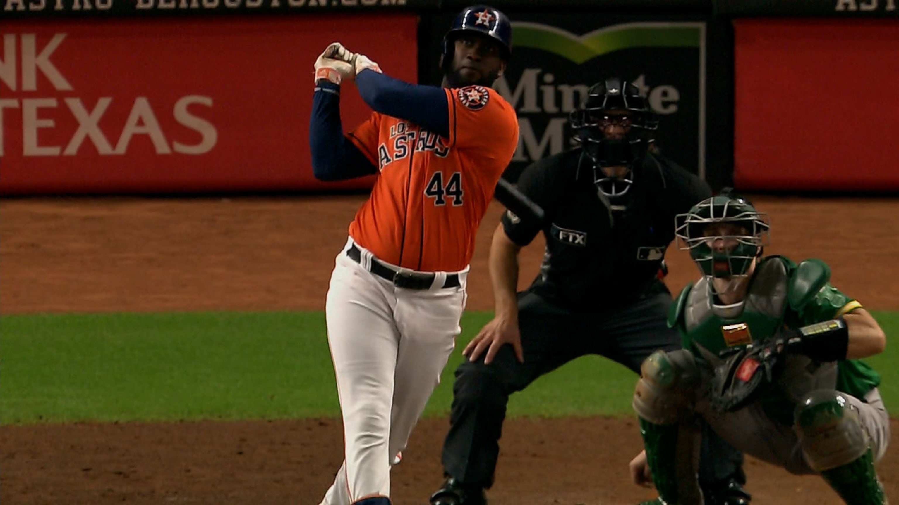 Astros' Yordan Alvarez speaks with 'MLB on FOX' crew about Game 3