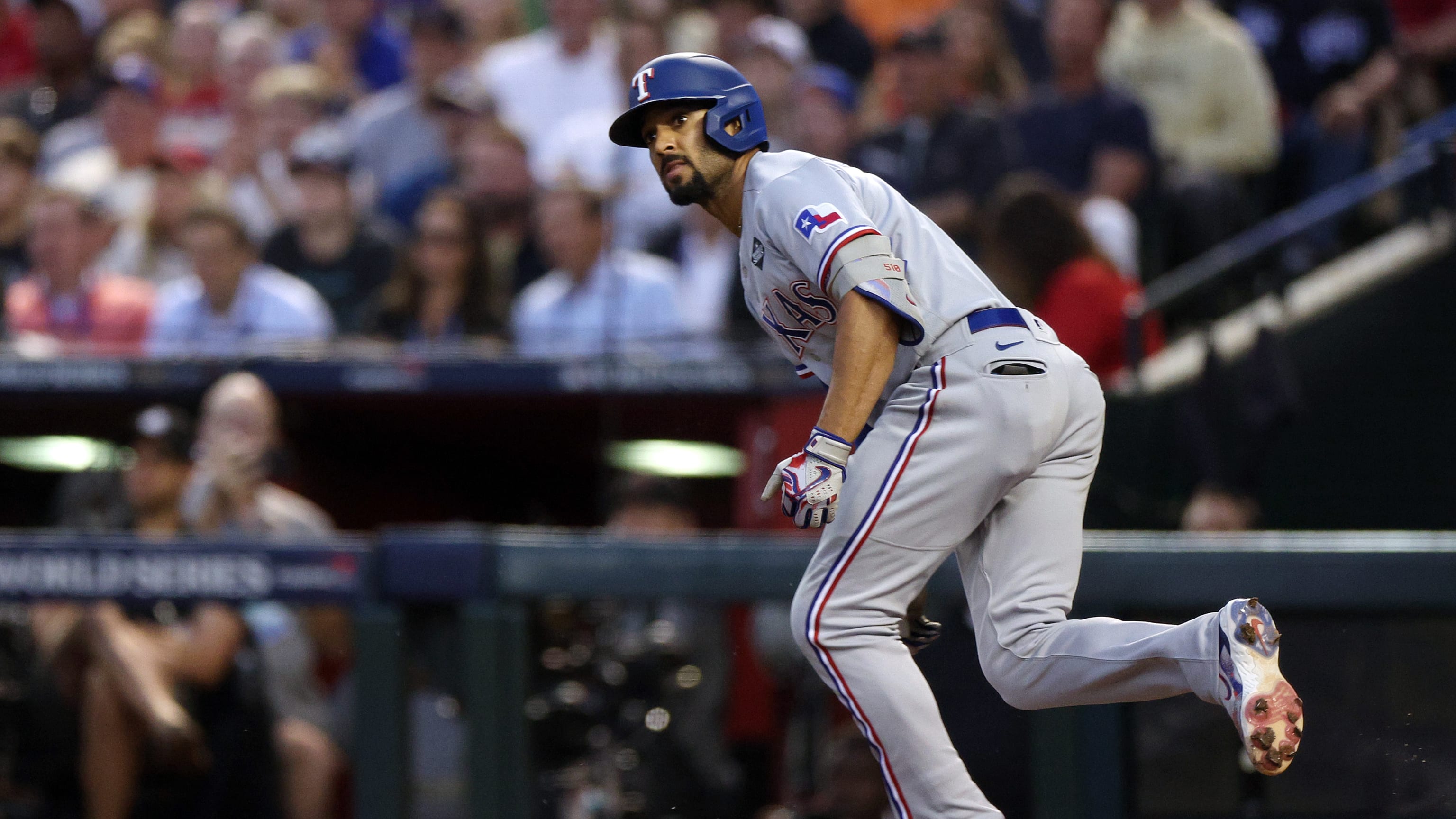 Rangers fabrican cinco en la 3ra