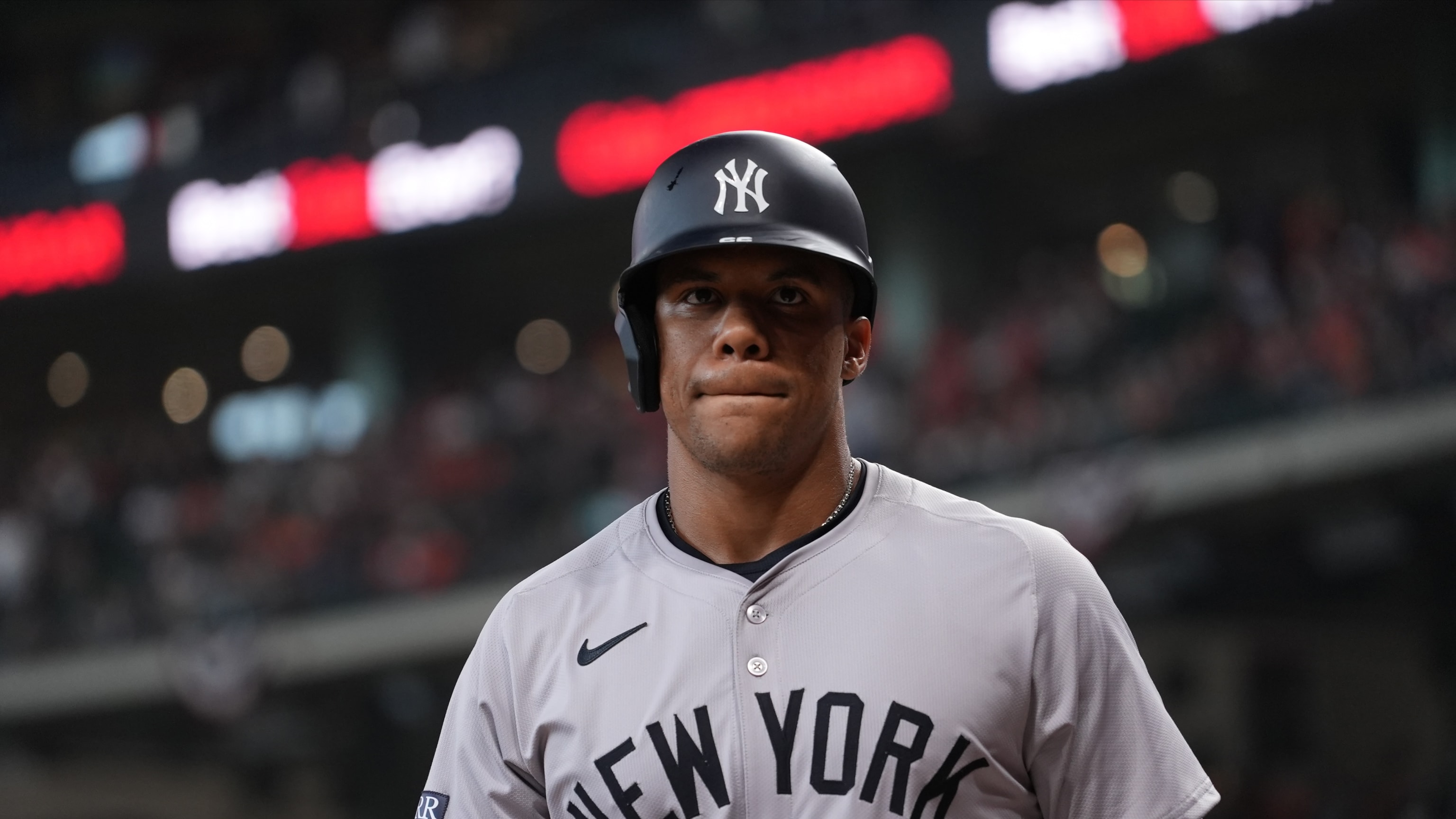 Yankees complete sweep of Astros