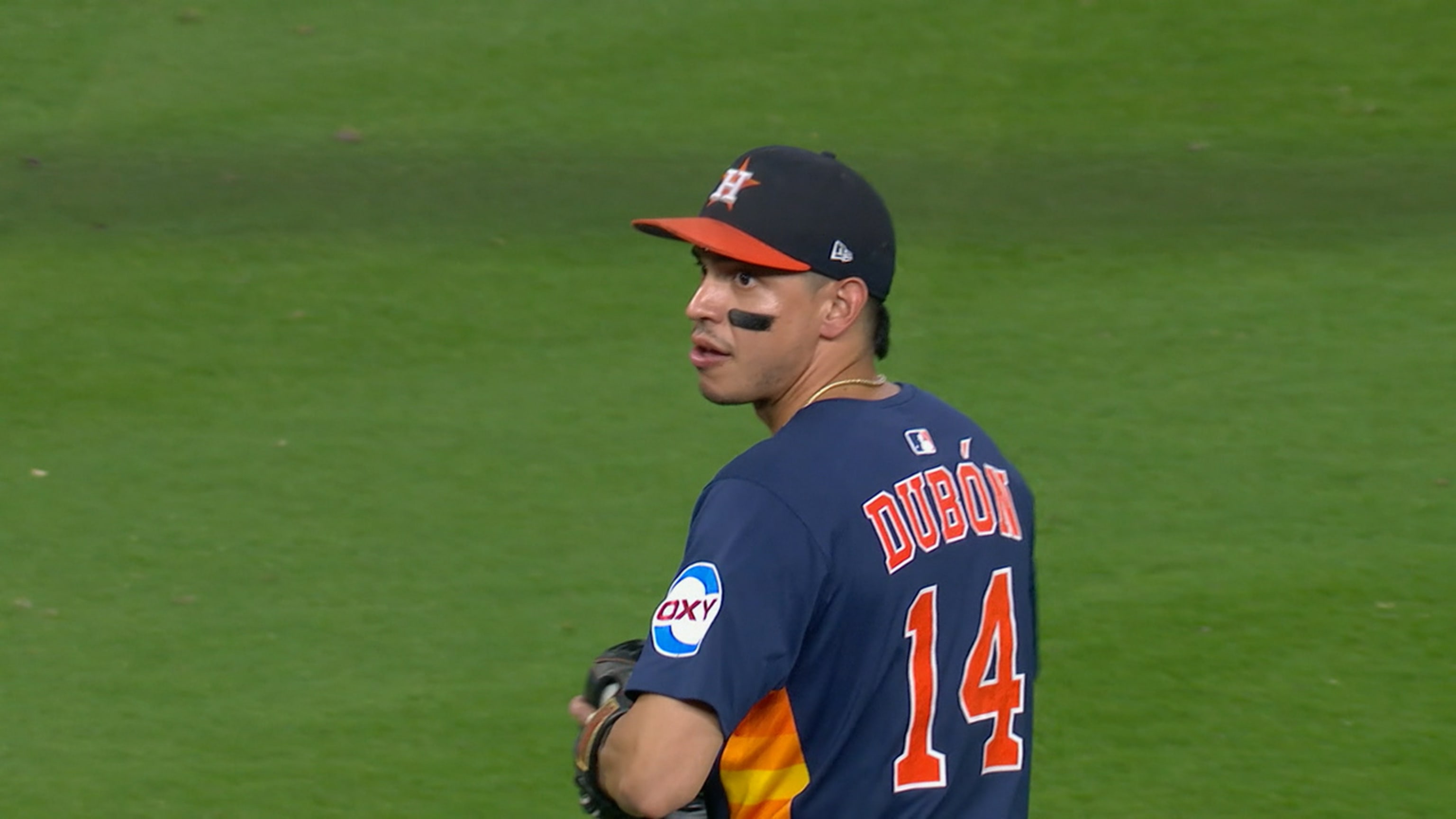 Mauricio Dubón wins 2025 AL Gold Glove Award