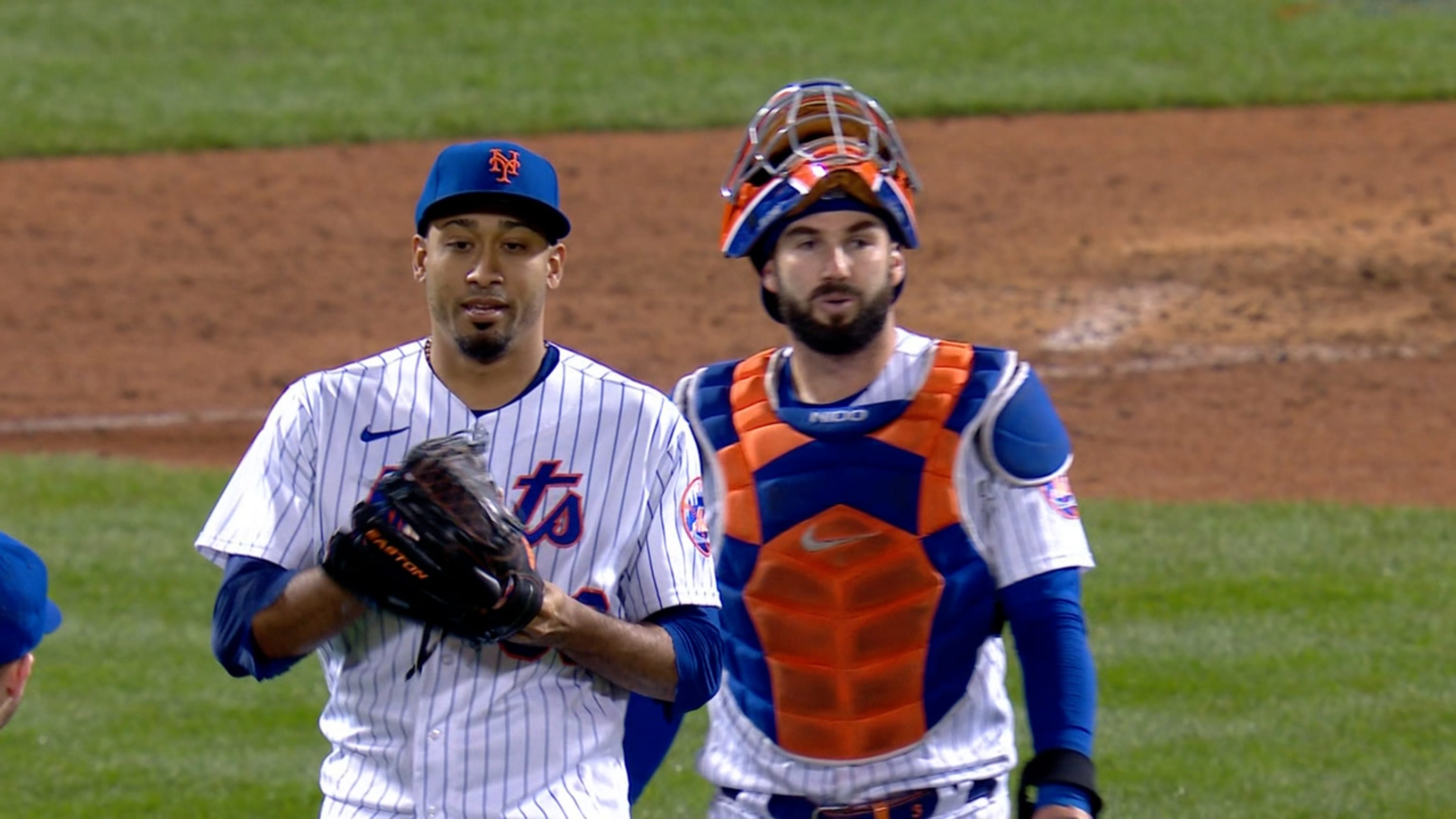 Edwin Díaz sella la victoria