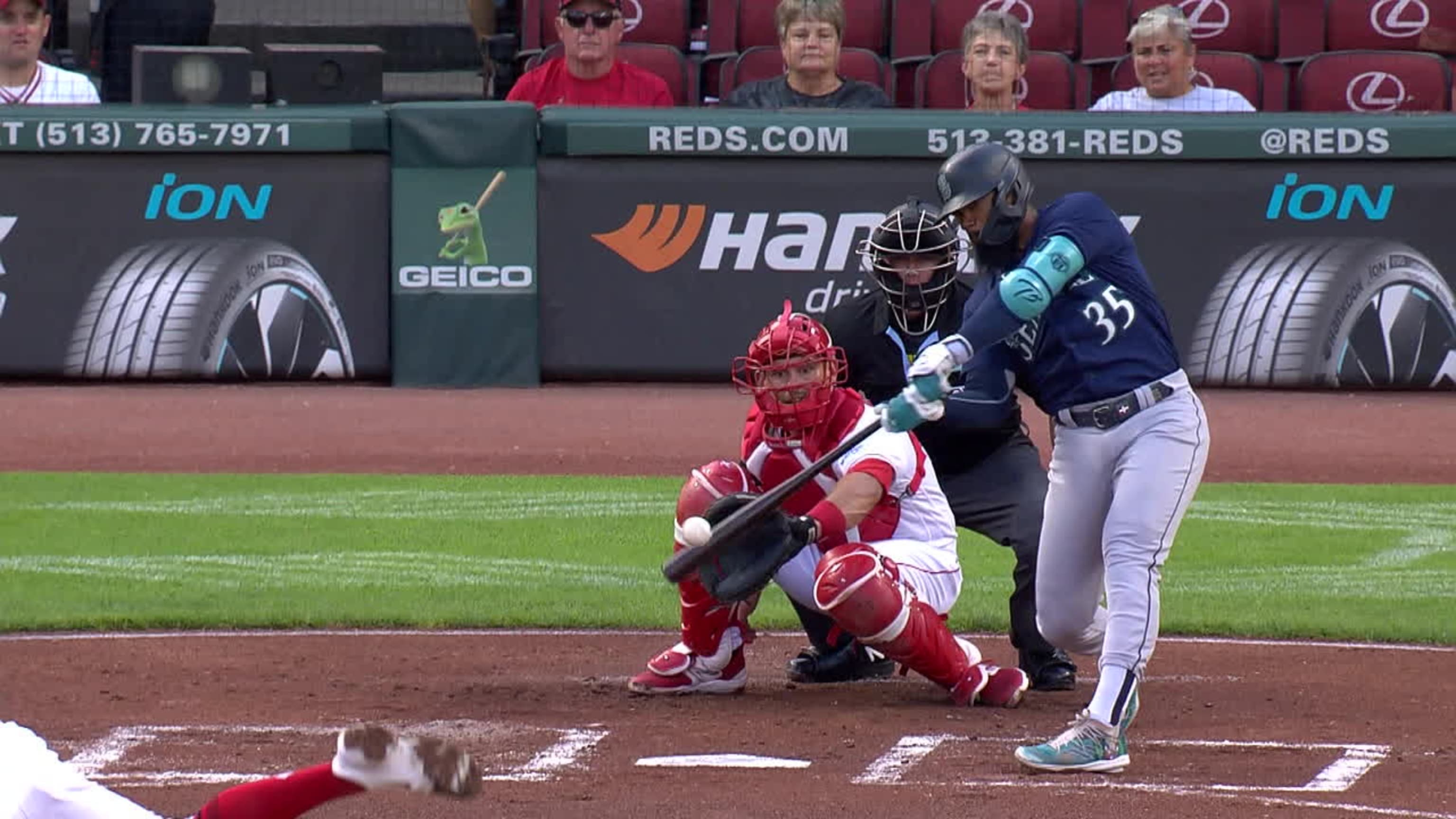 Félix shows improvement, but Mariners fall short in loss against Red Sox -  Lookout Landing