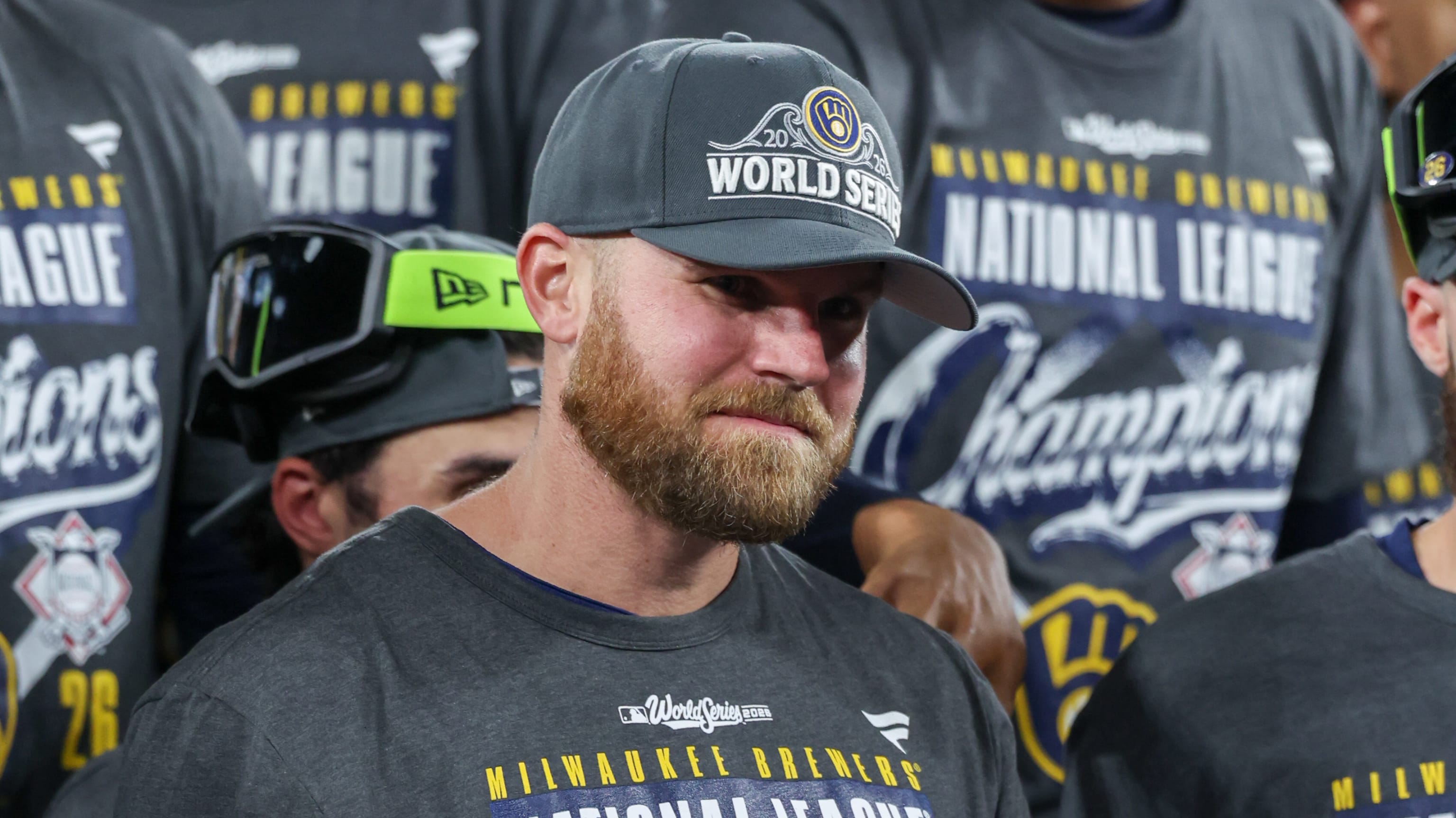 Brewers advance to their first World Series since '82