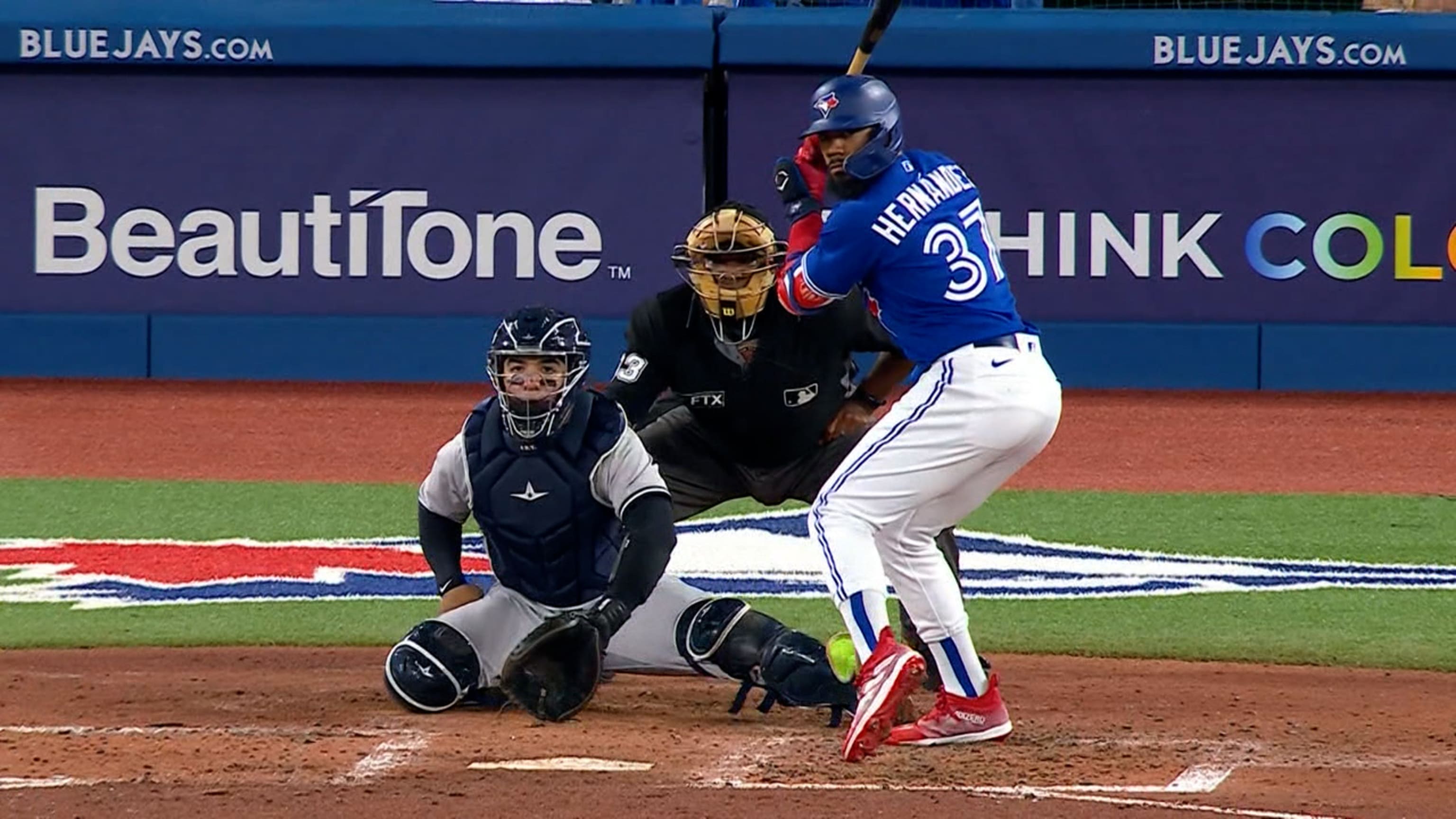 Blue Jays unveil new unique Rogers Centre outfield dimensions