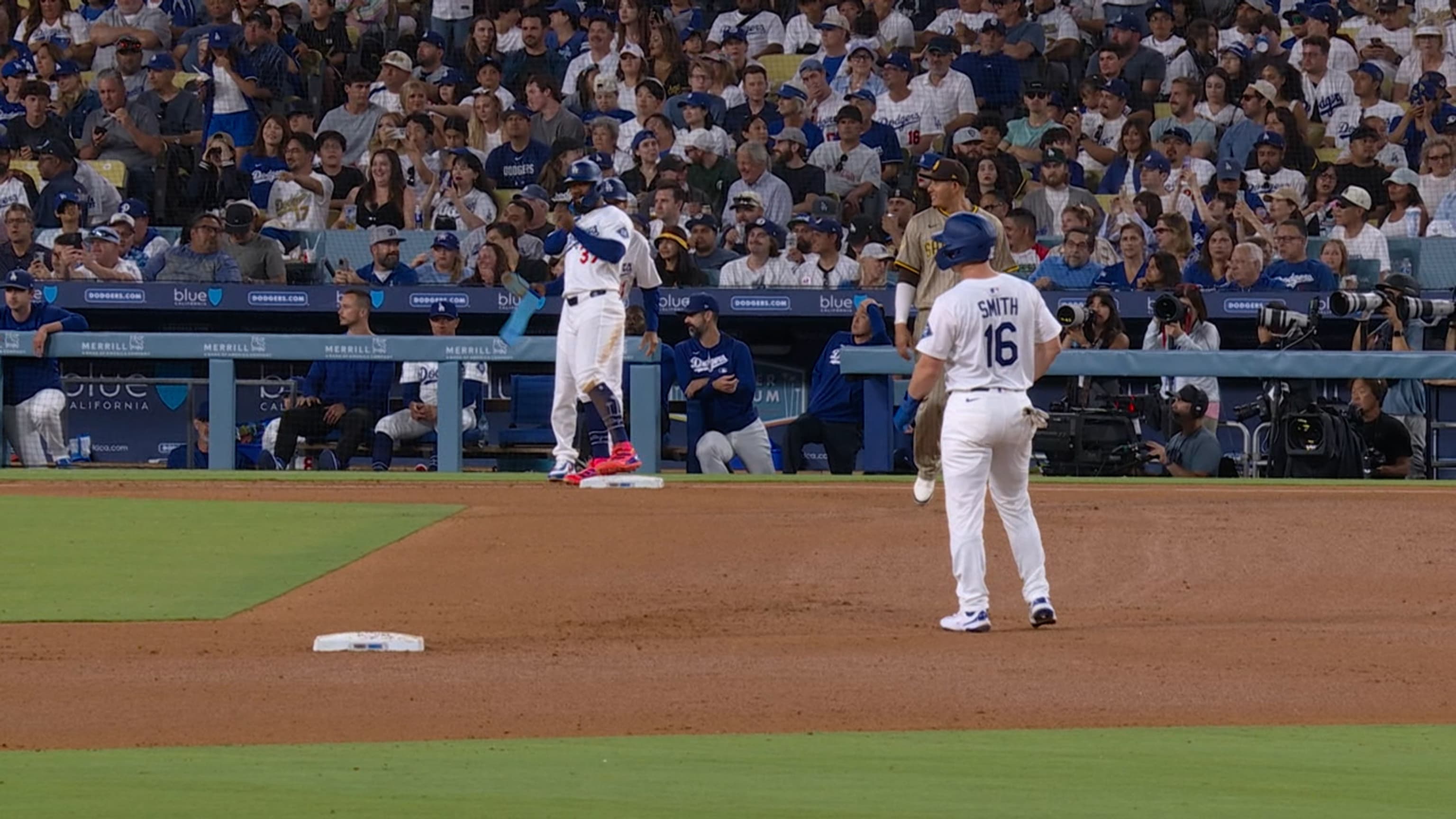 Dodgers anotan 5 en la 4ta