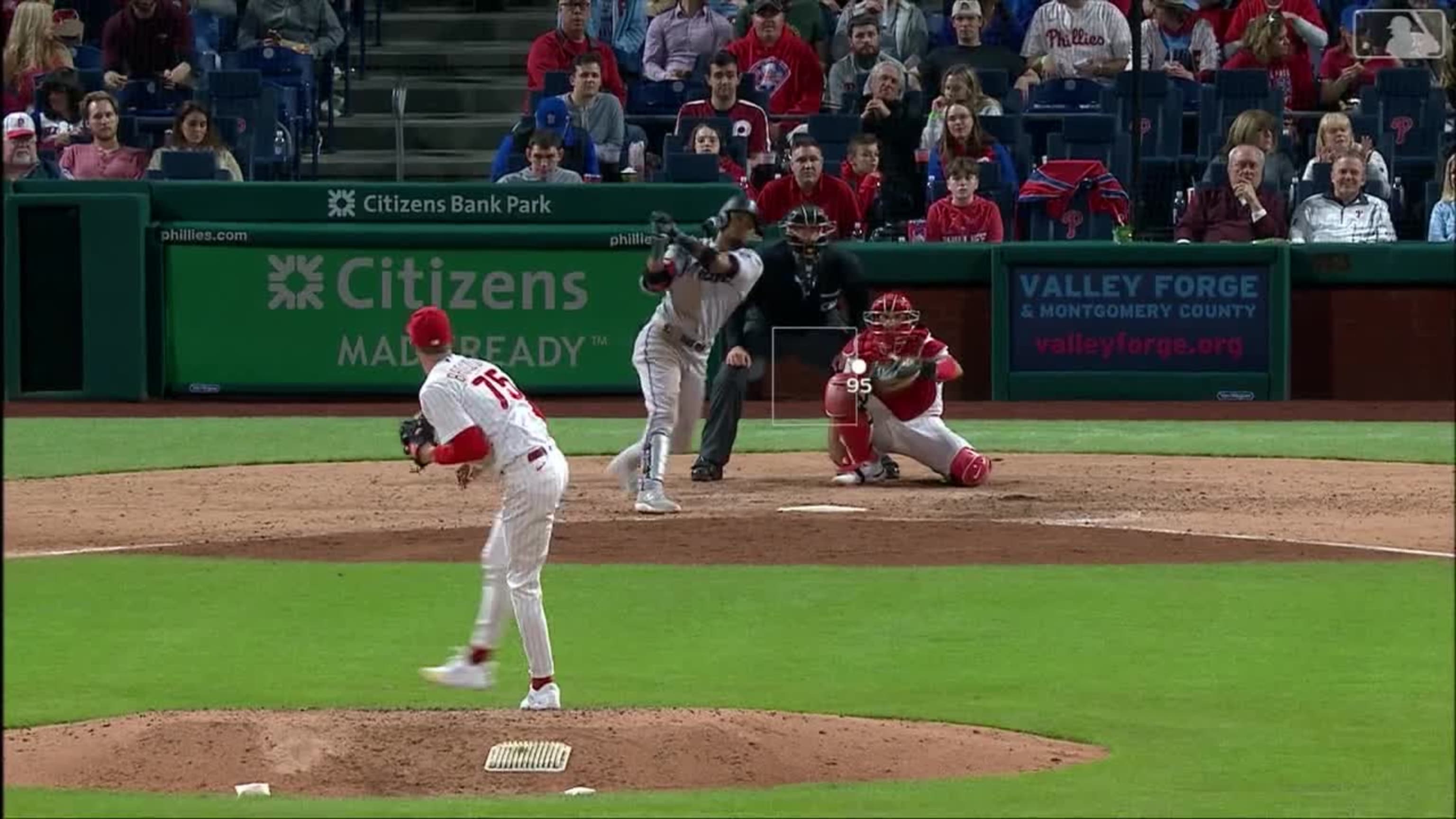 Jonrón solitario de Luis Arráez