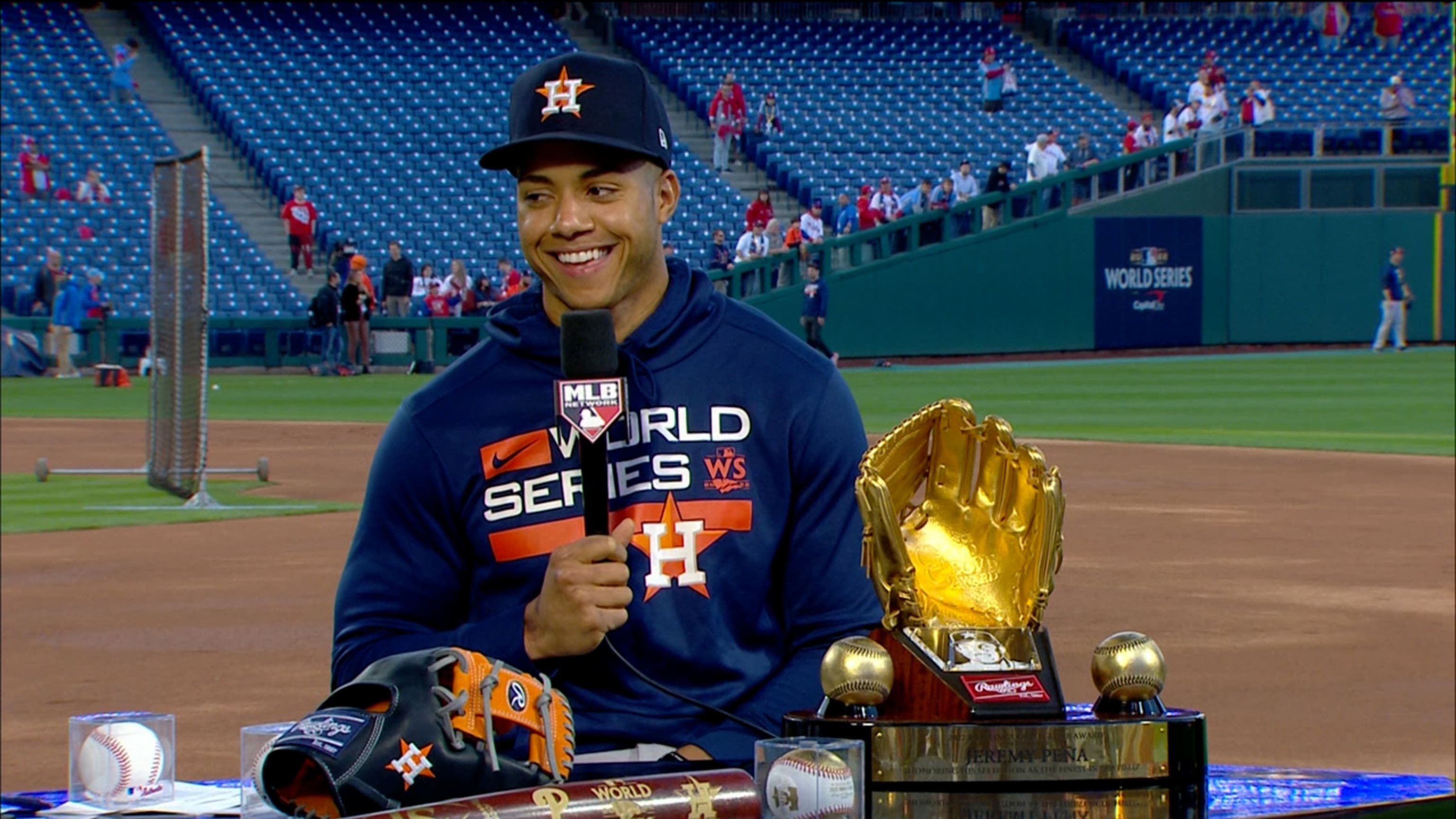 Jeremy Peña, of Providence, is first rookie SS to win MLB Gold Glove