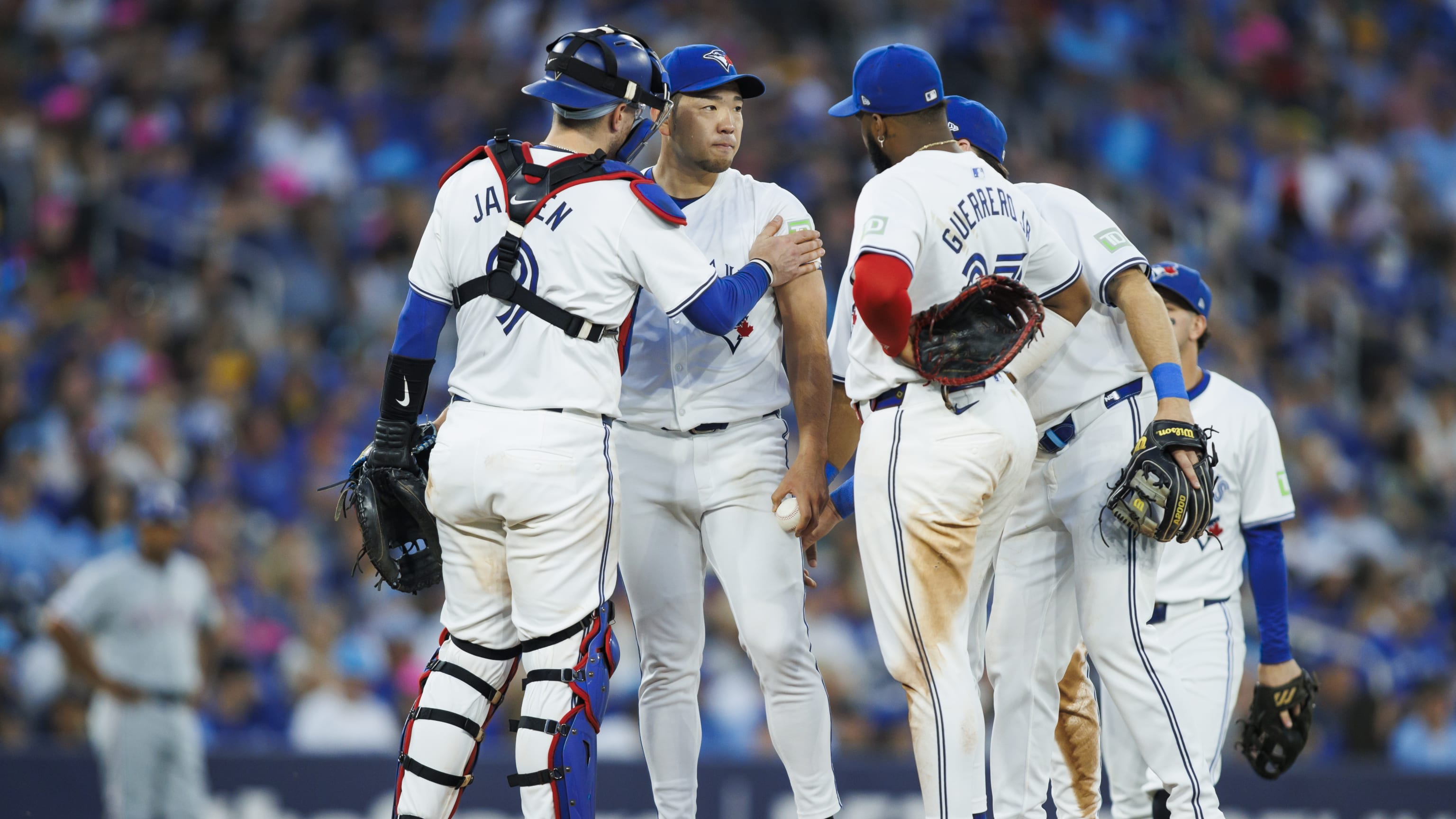 Yusei Kikuchi makes last pre-Deadline start in Blue Jays' walk-off win