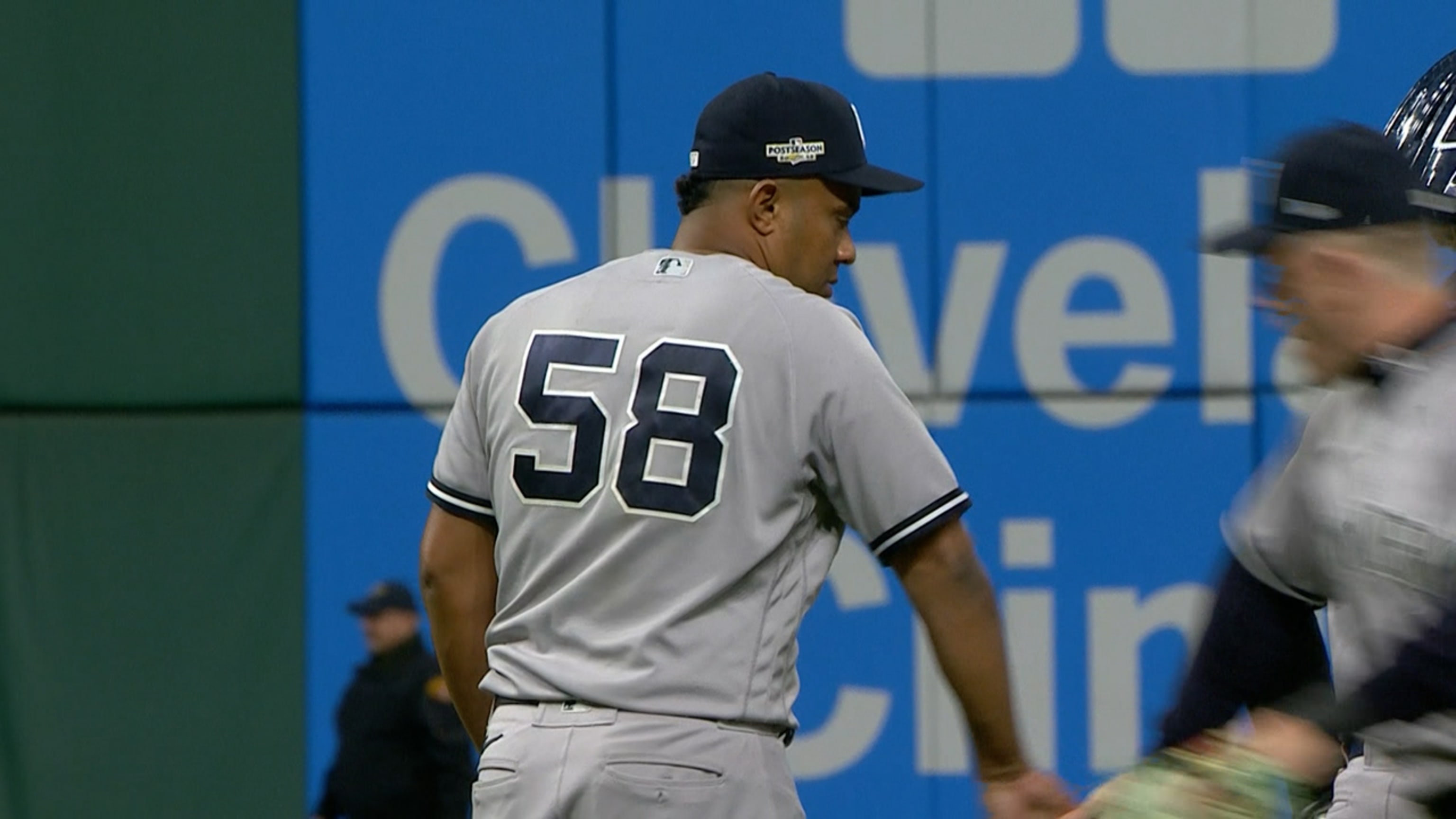 Wandy Peralta lanza el 9no