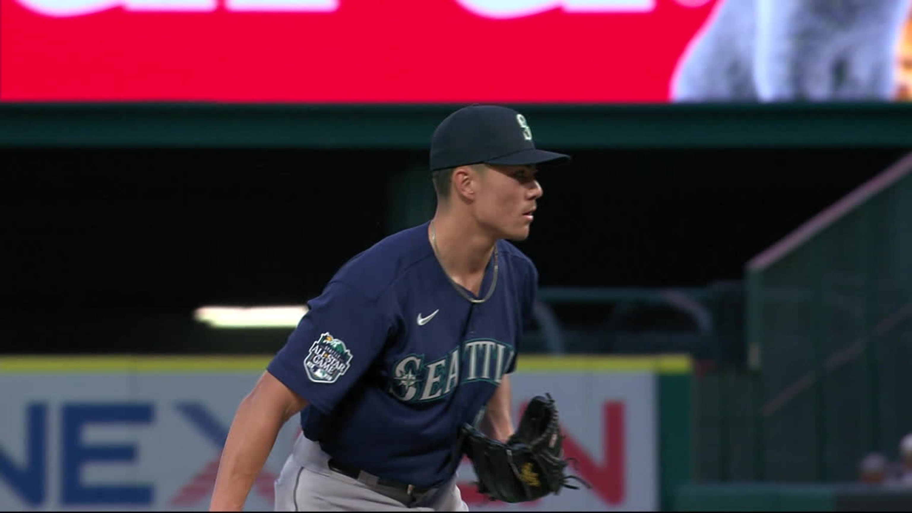 Julio Rodríguez hits first HR in Seattle, Mariners beat A's 7-6 - Seattle  Sports