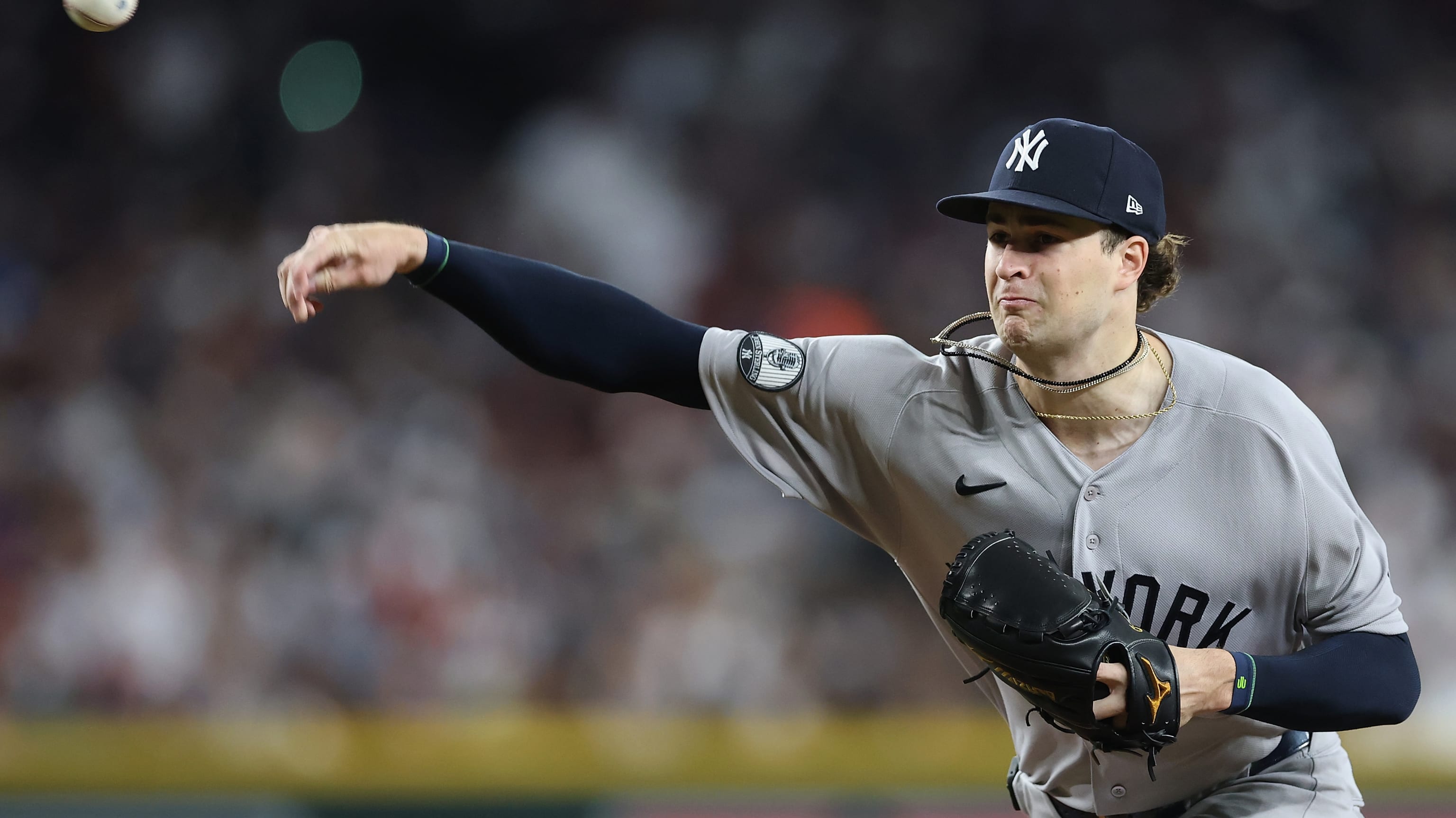 Cam Schlittler poncha a 6 D-backs 