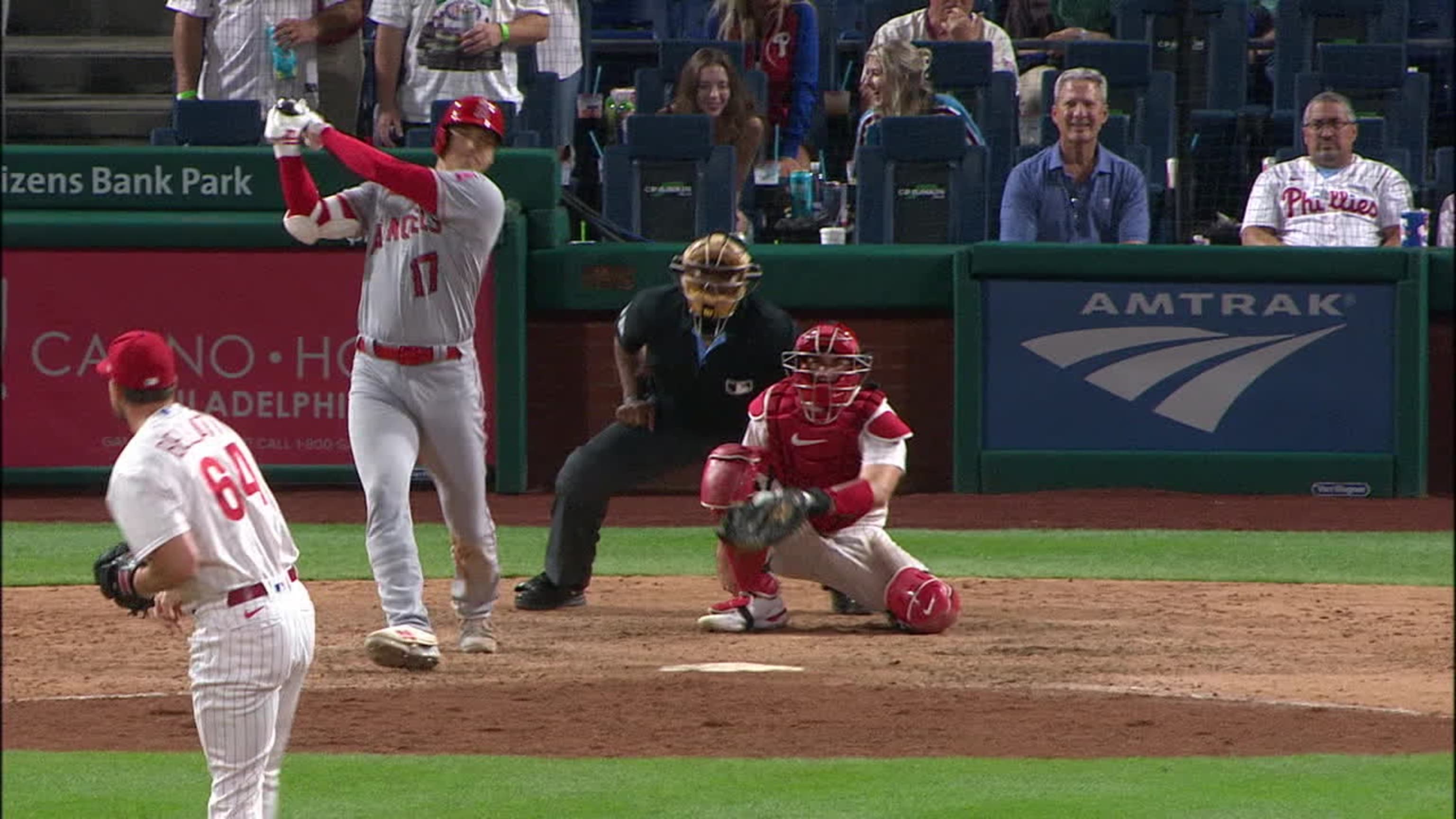 Ohtani conecta 3 hits