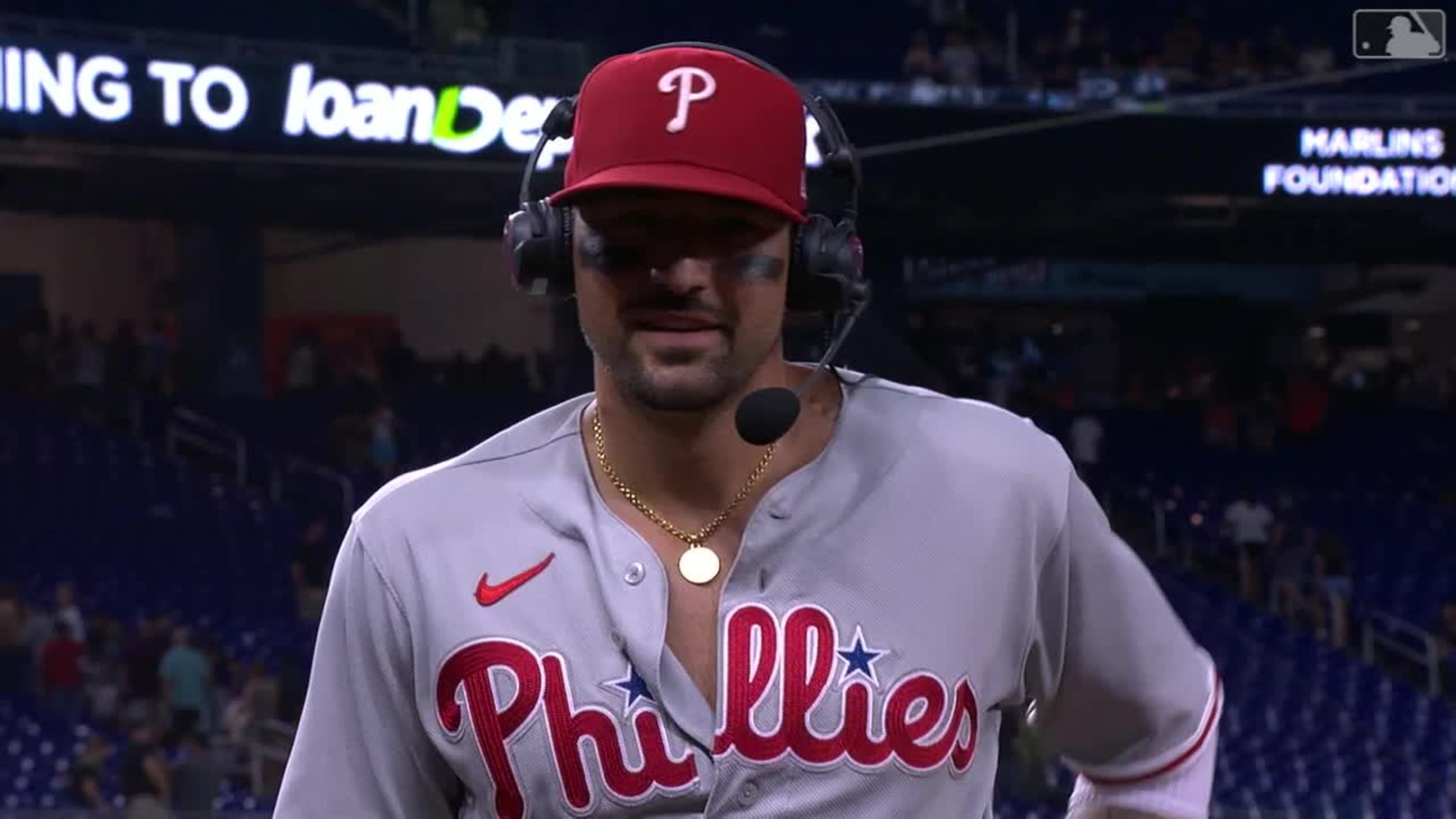 Nick Castellanos hits two-run home run, Phillies rally in 9th inning