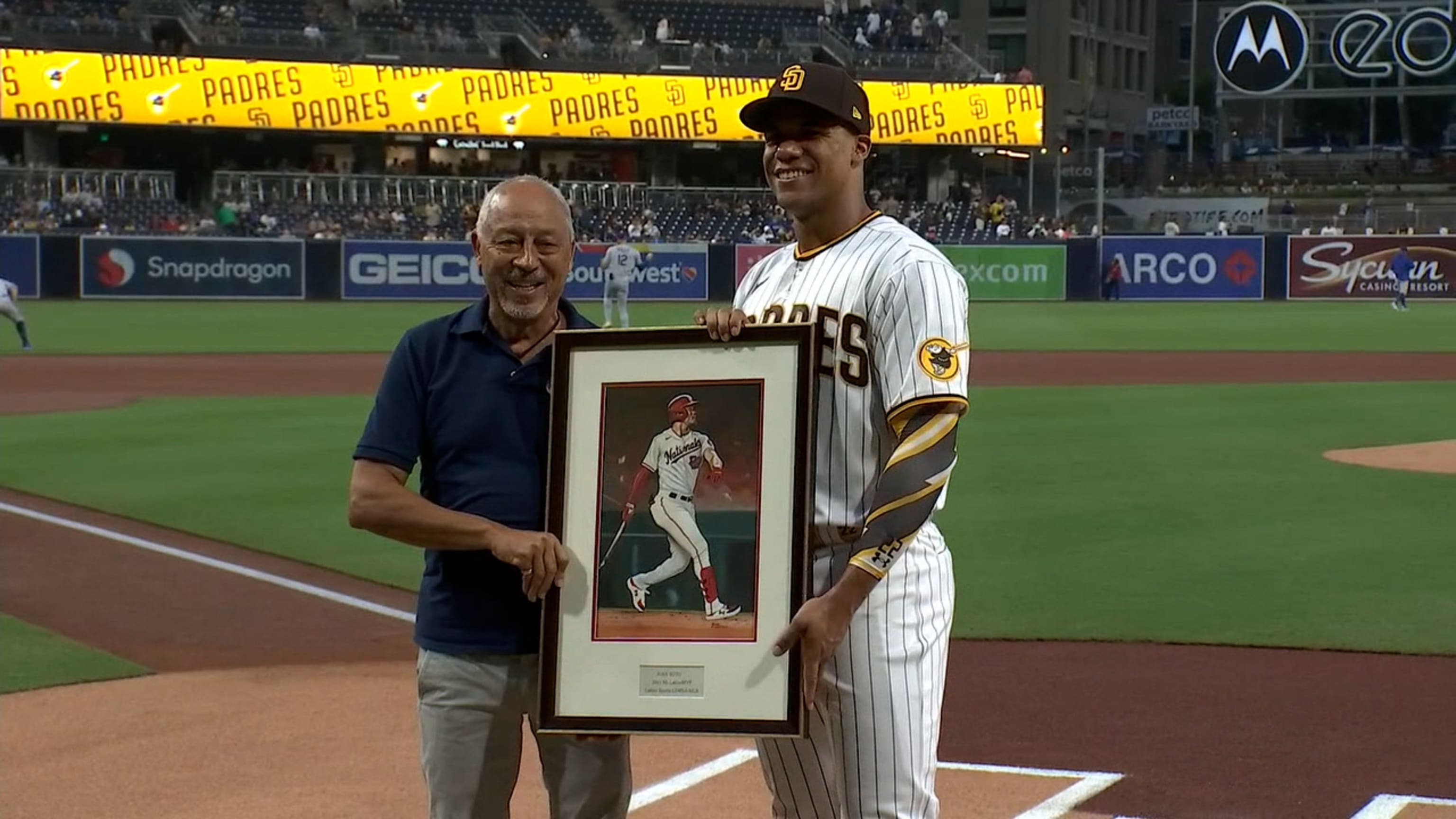 Juan Soto nombrado Latino Sports MVP