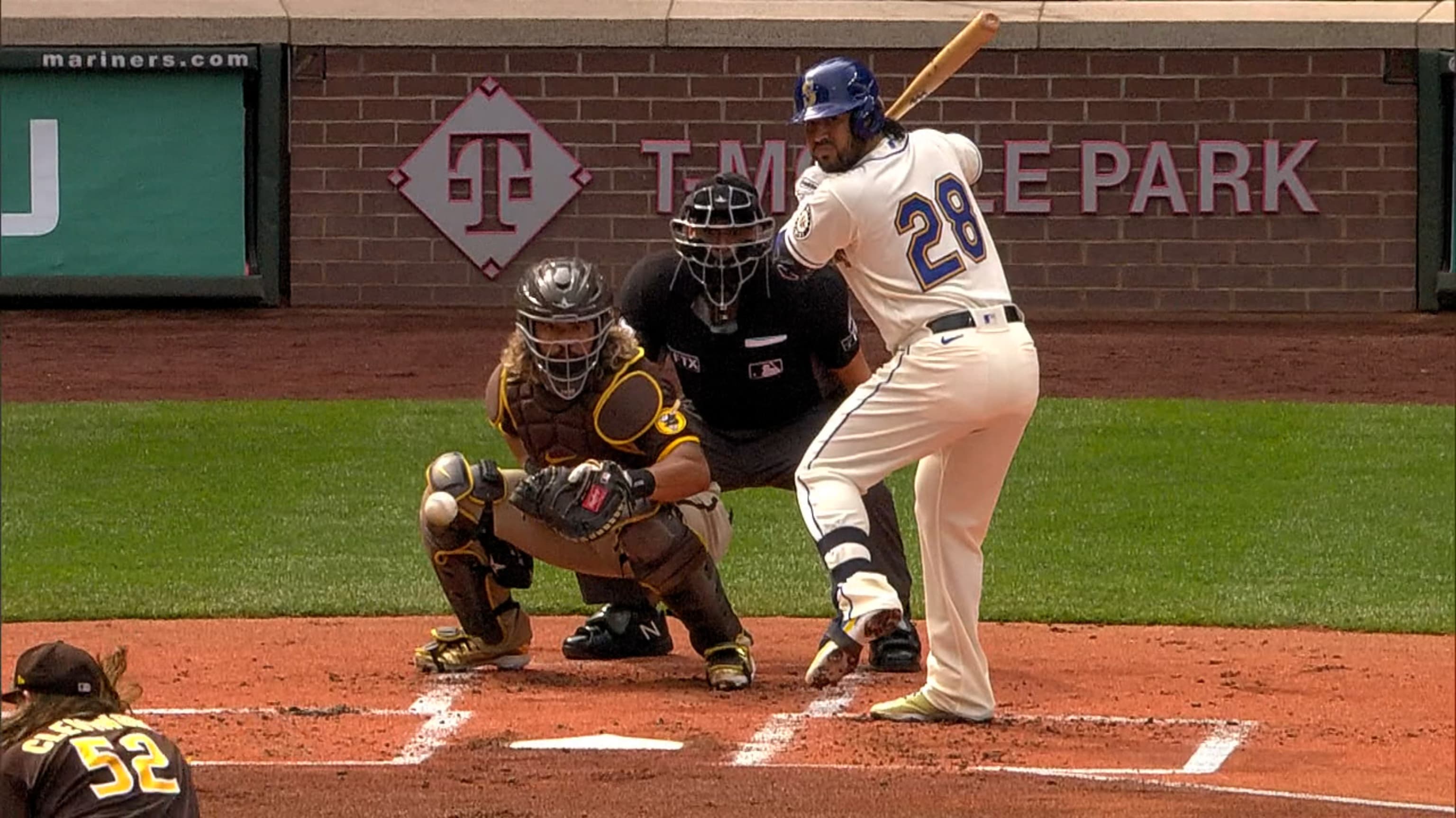 Seattle Mariners ON Tap on X: Marineros on the front and this on the back  for Hispanic Heritage Day For those wondering why the Mariners are wearing  Sunday jerseys.  / X