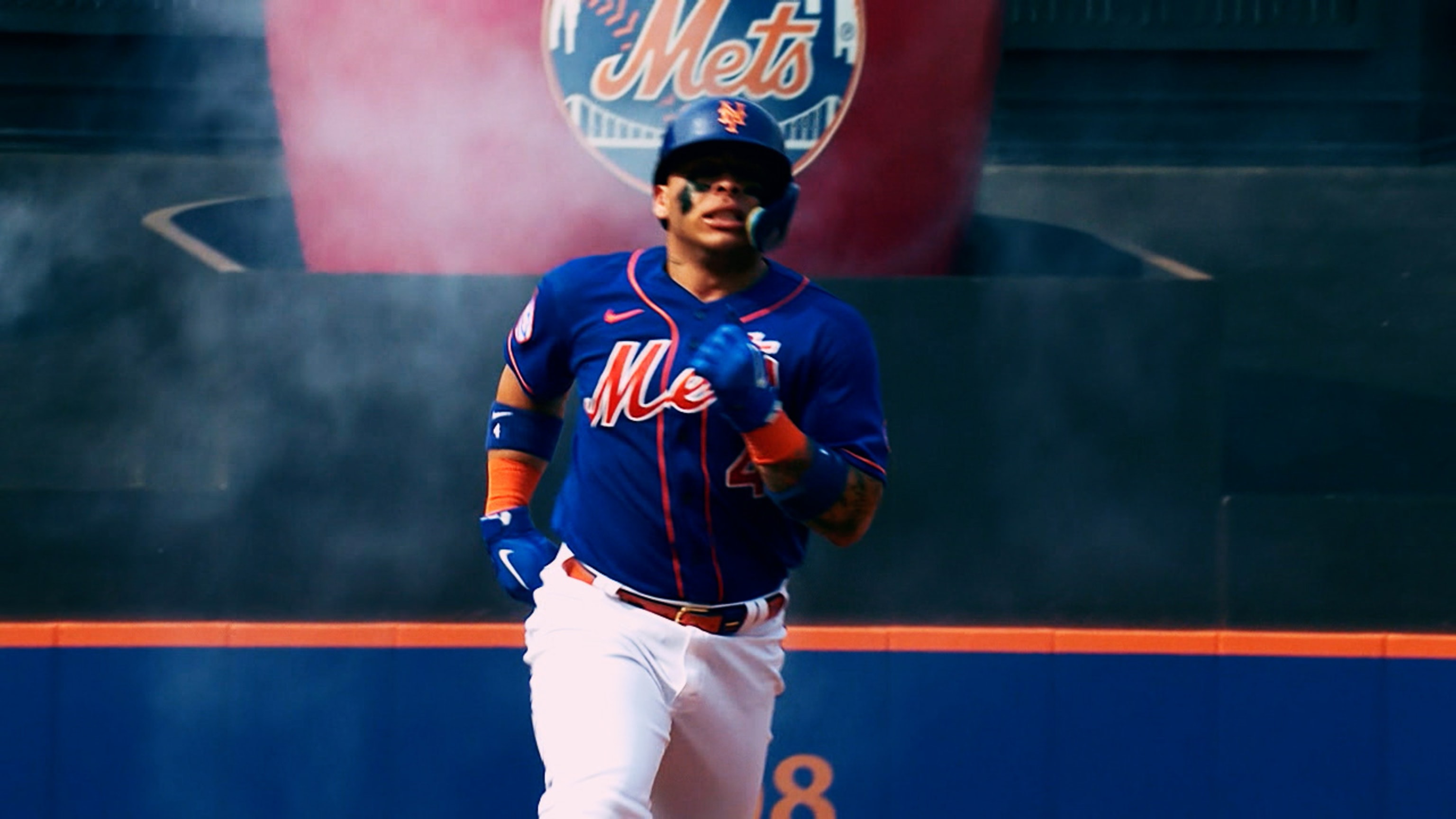 Alvarez is NL Rookie of the Month