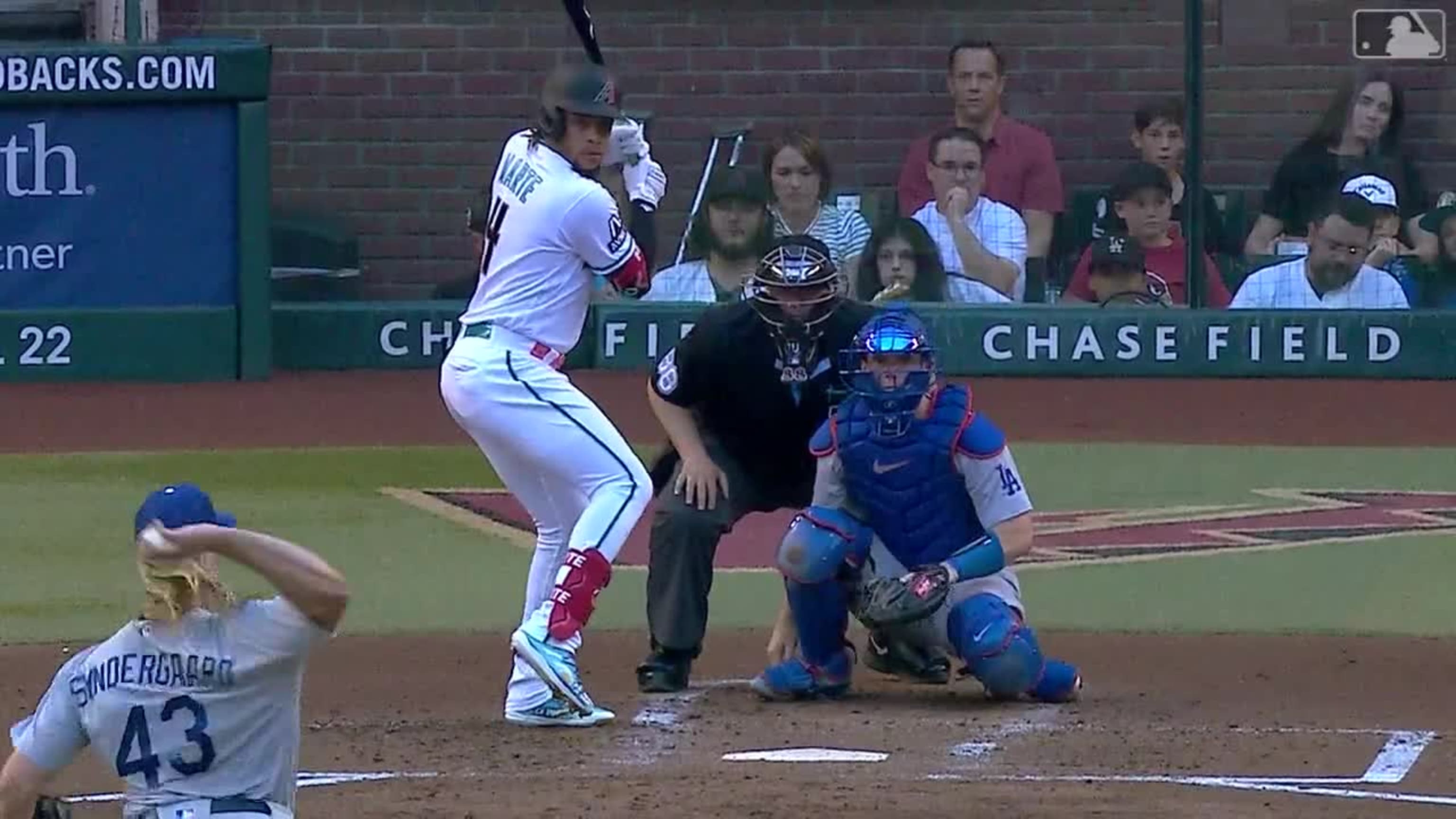 Perdomo y Marte la botan