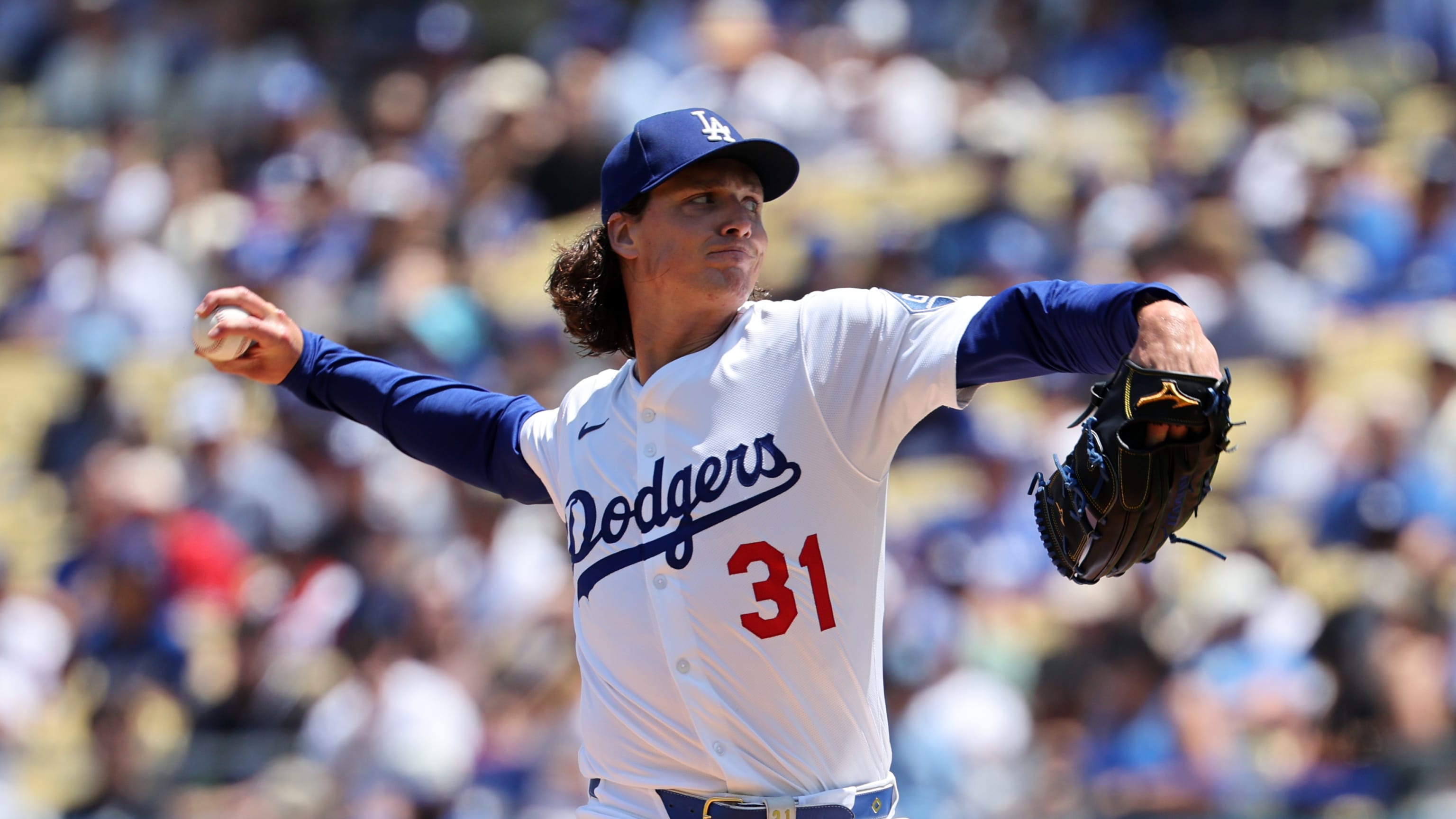 Blake Treinen, Alex Vesia struggle in Dodgers' loss to Blue Jays