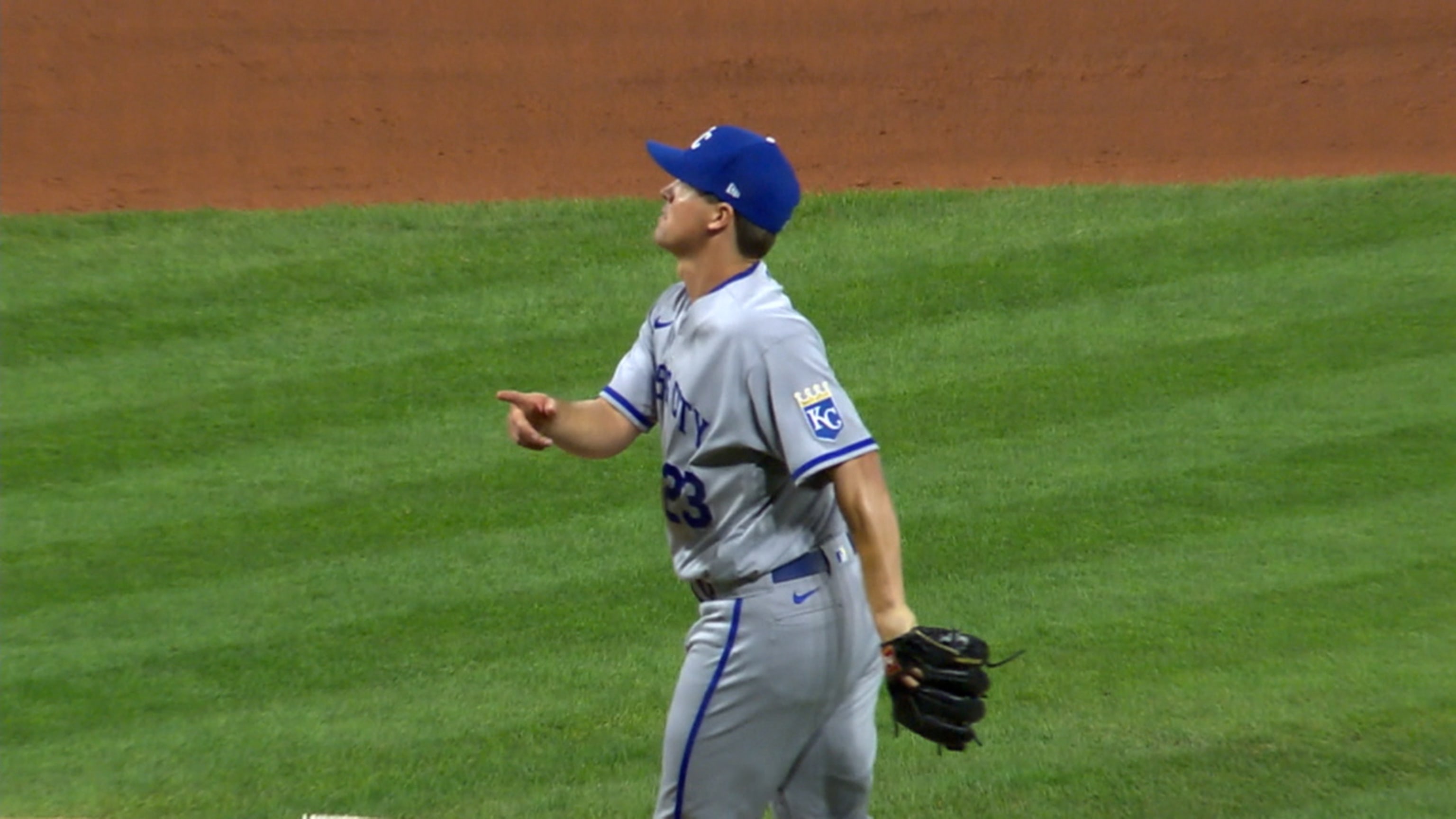 Greinke lanza seis entradas