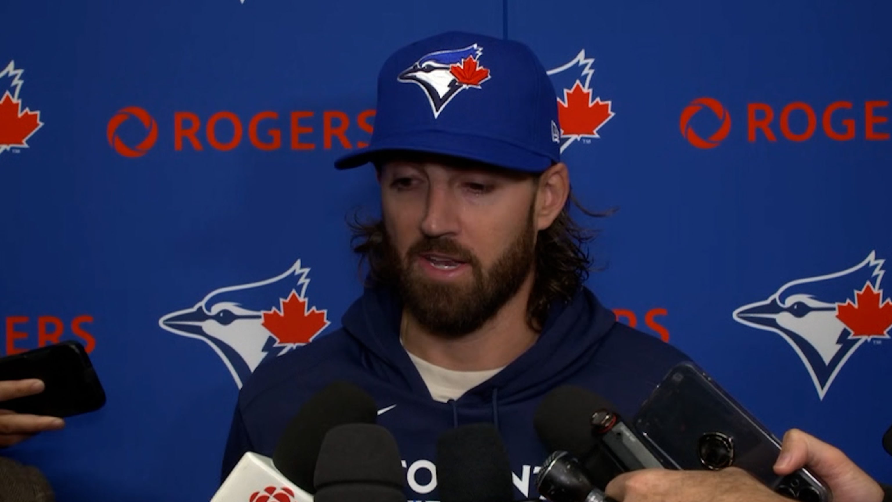 ケビン・ゴーズマンの好投虚しく、ブルージェイズがWS第2戦に敗れる