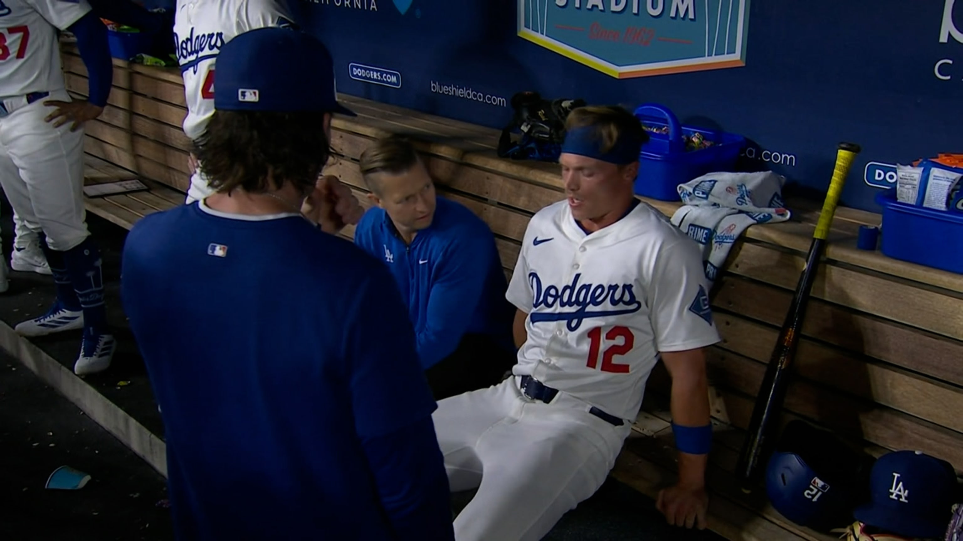 Alex Call abandona tras posible lesión