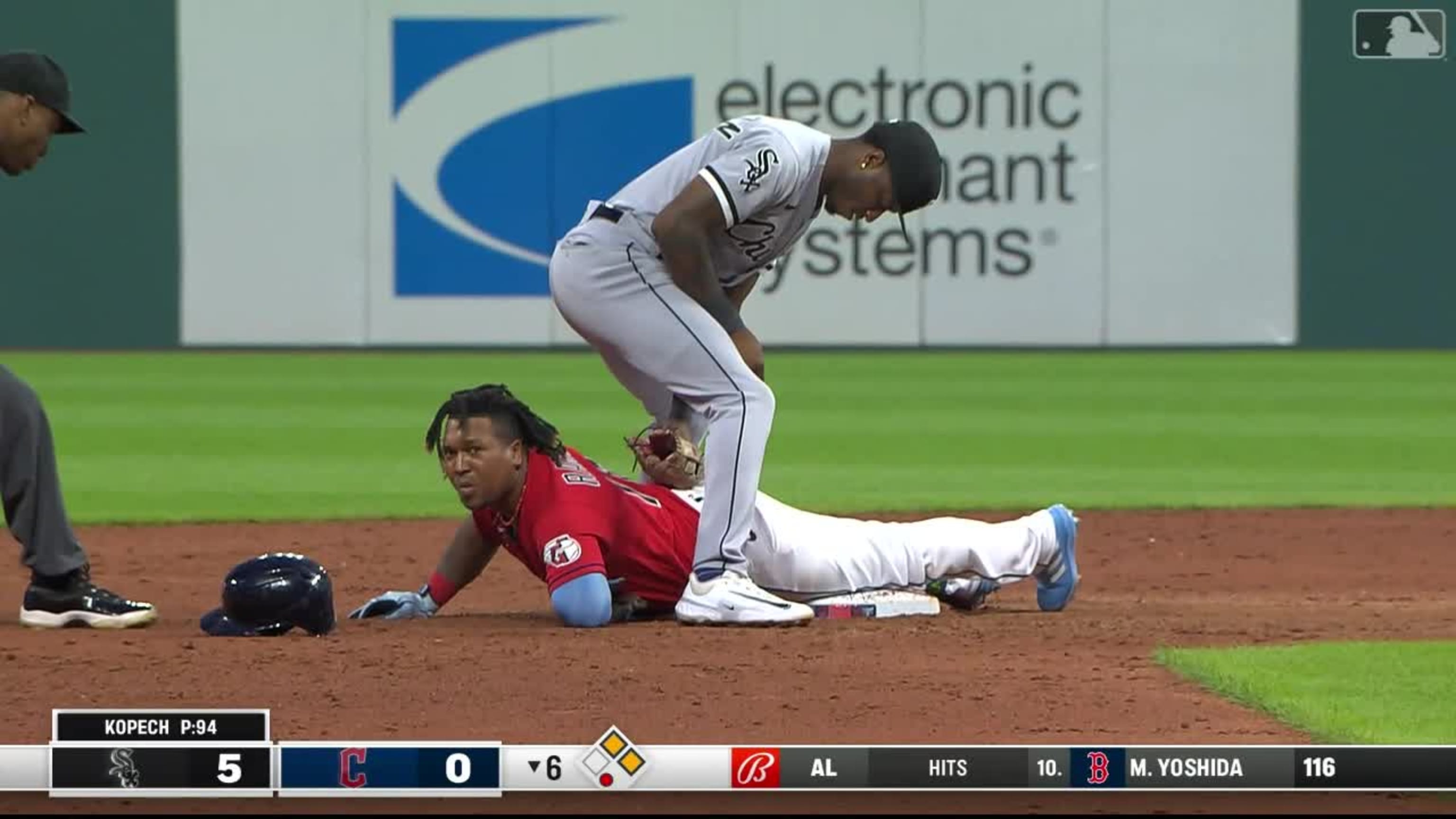 Ramírez impulsa con doble