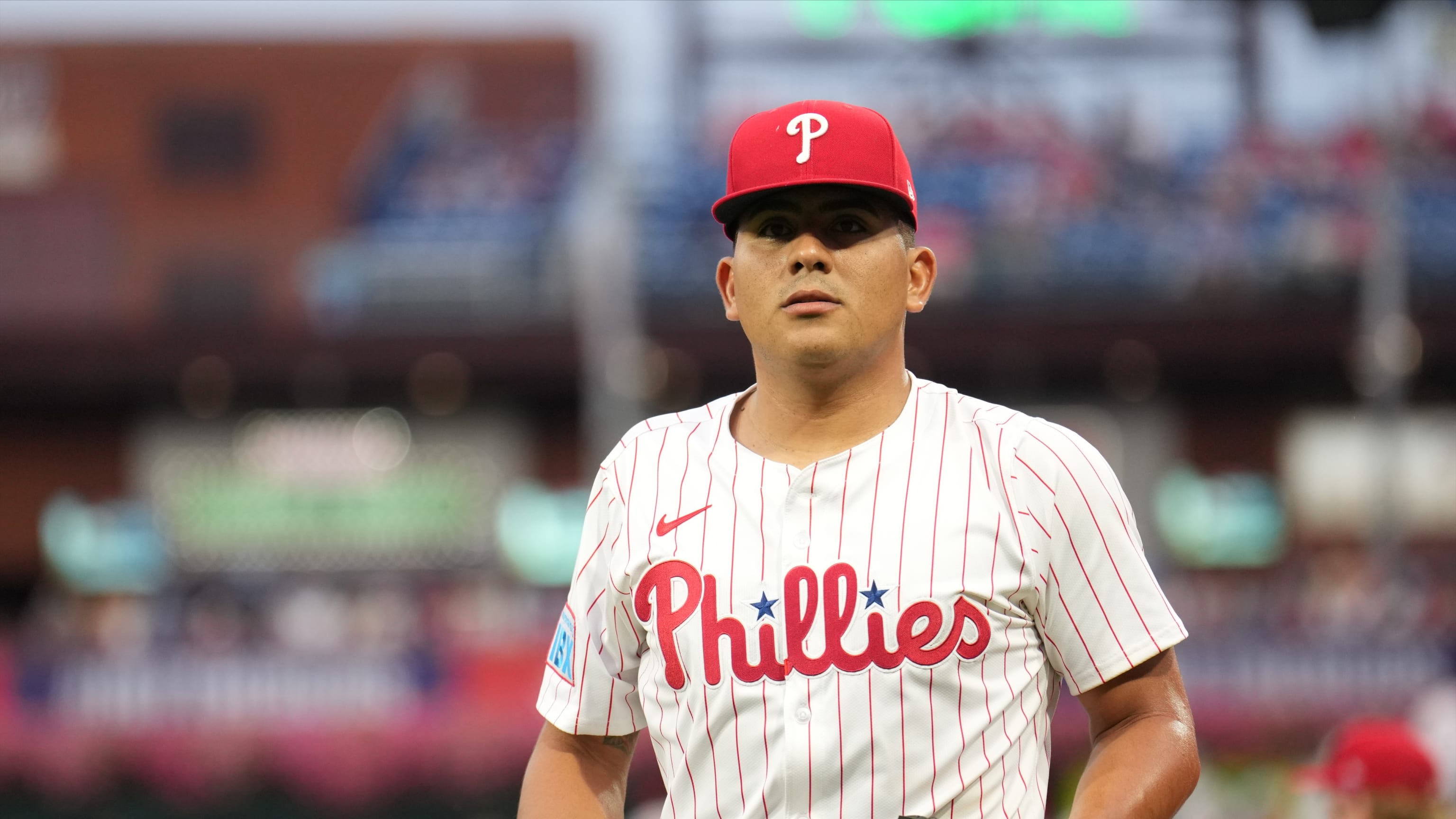 Ranger Suárez exits final start of 2025 after line-drive comebacker