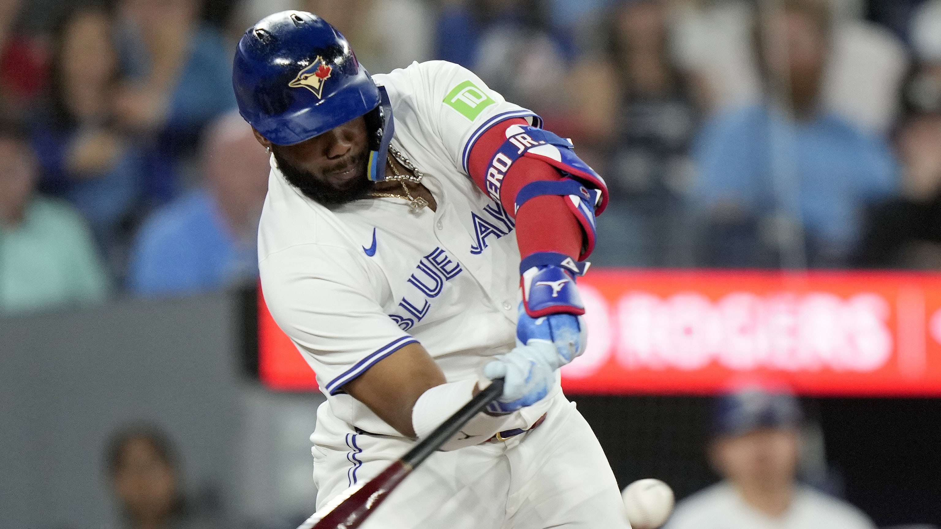 Vladimir Guerrero Jr. is named AL Player of the Week