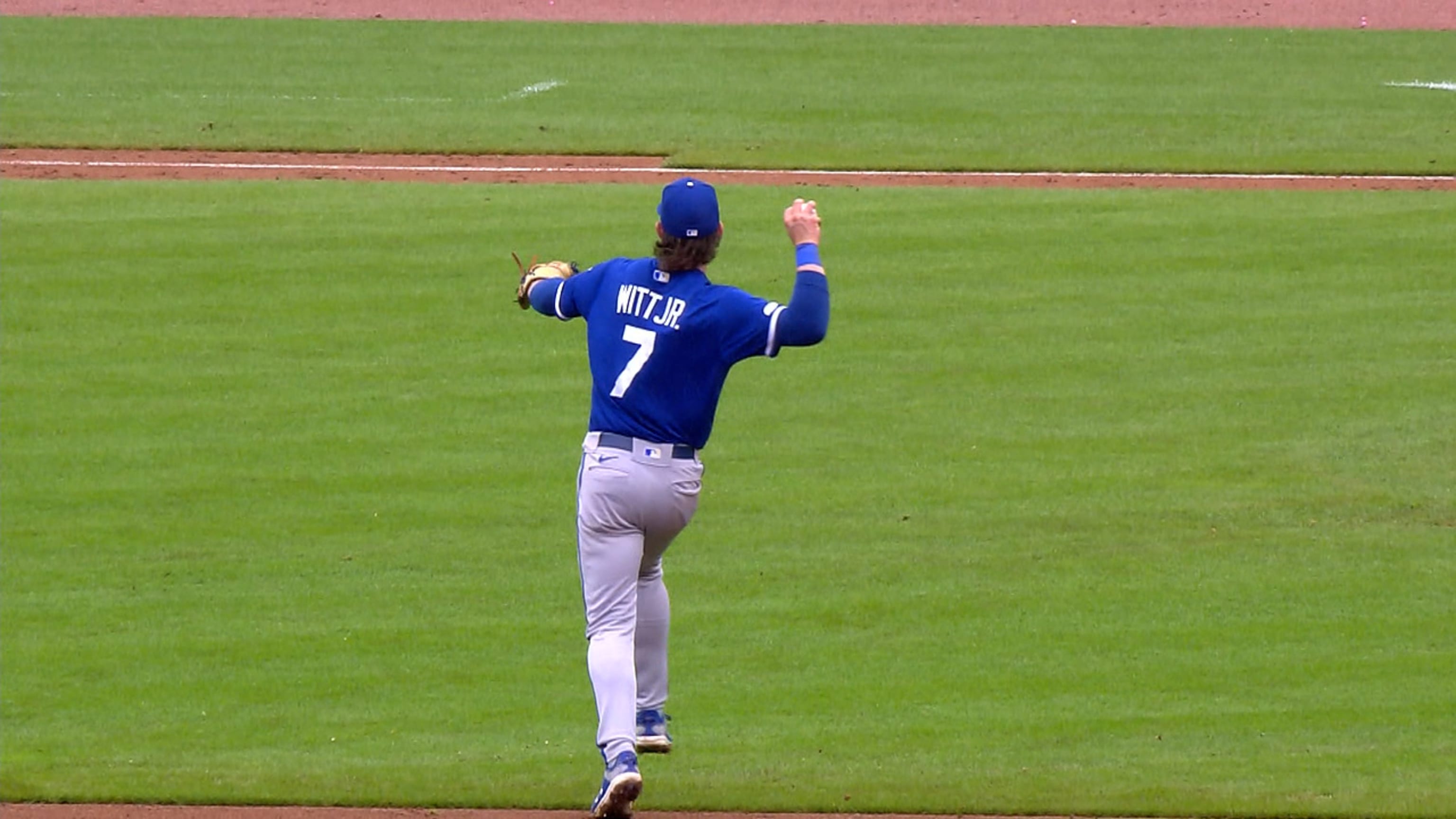 Gran jugada de Witt Jr. 