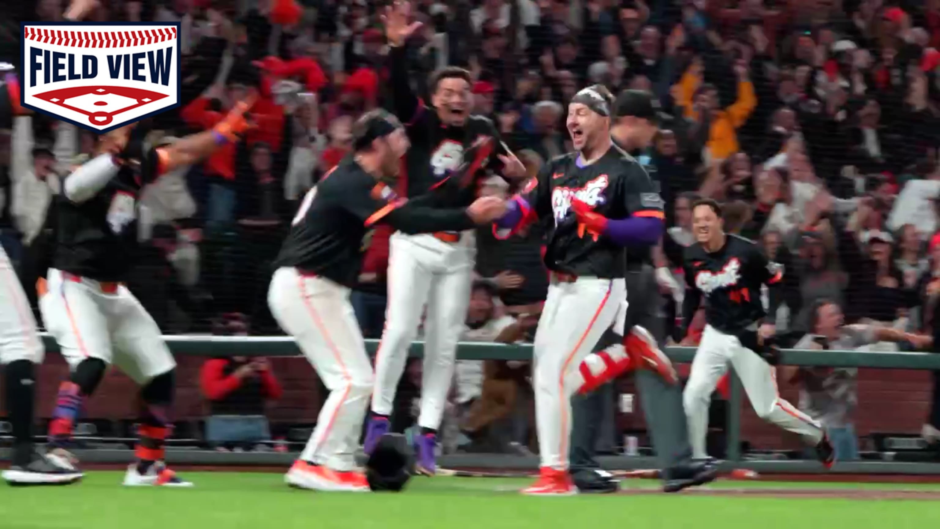 Field view: Patrick Bailey's inside-the-park home run