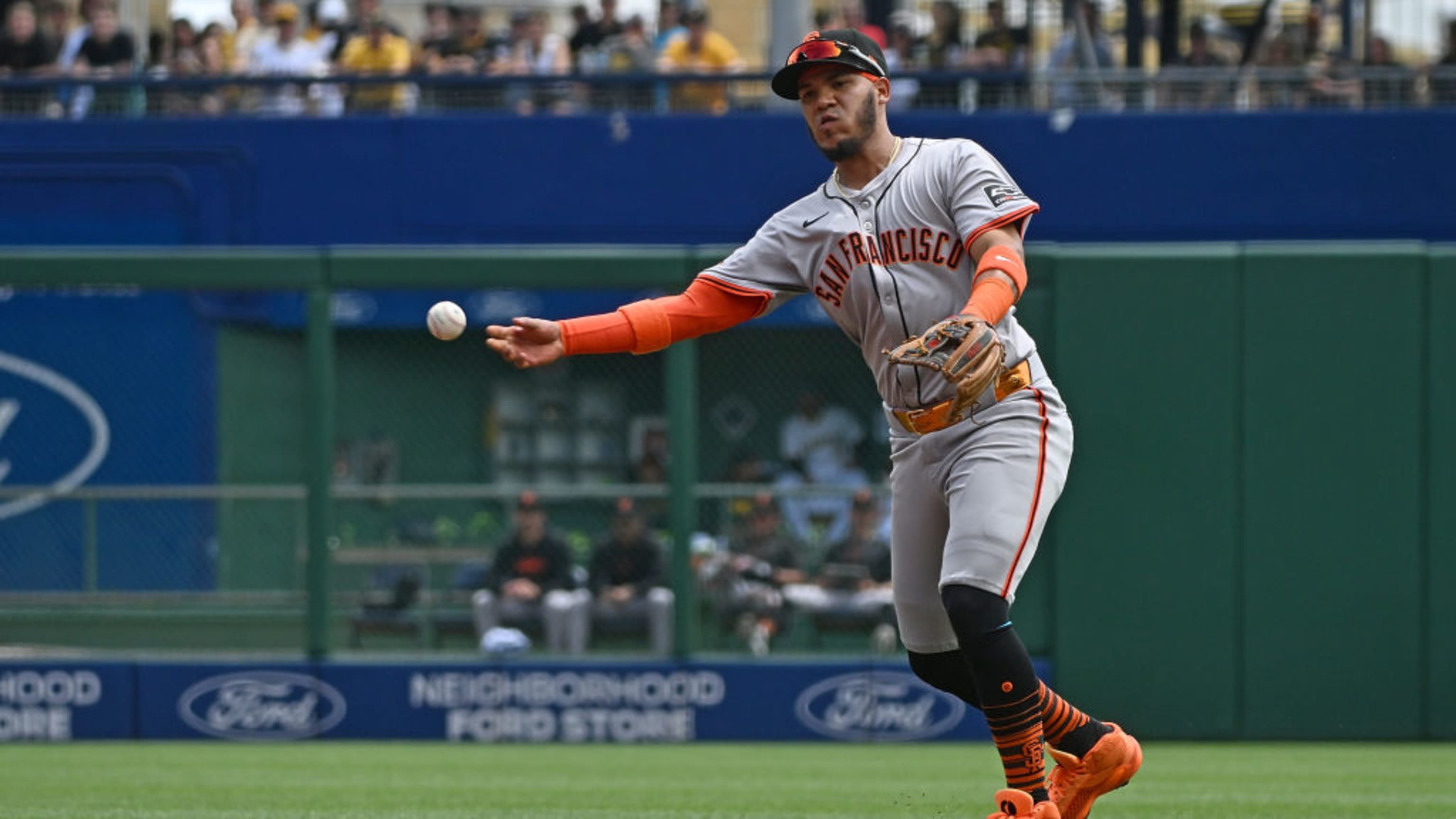 Rockies and Thairo Estrada agree to deal