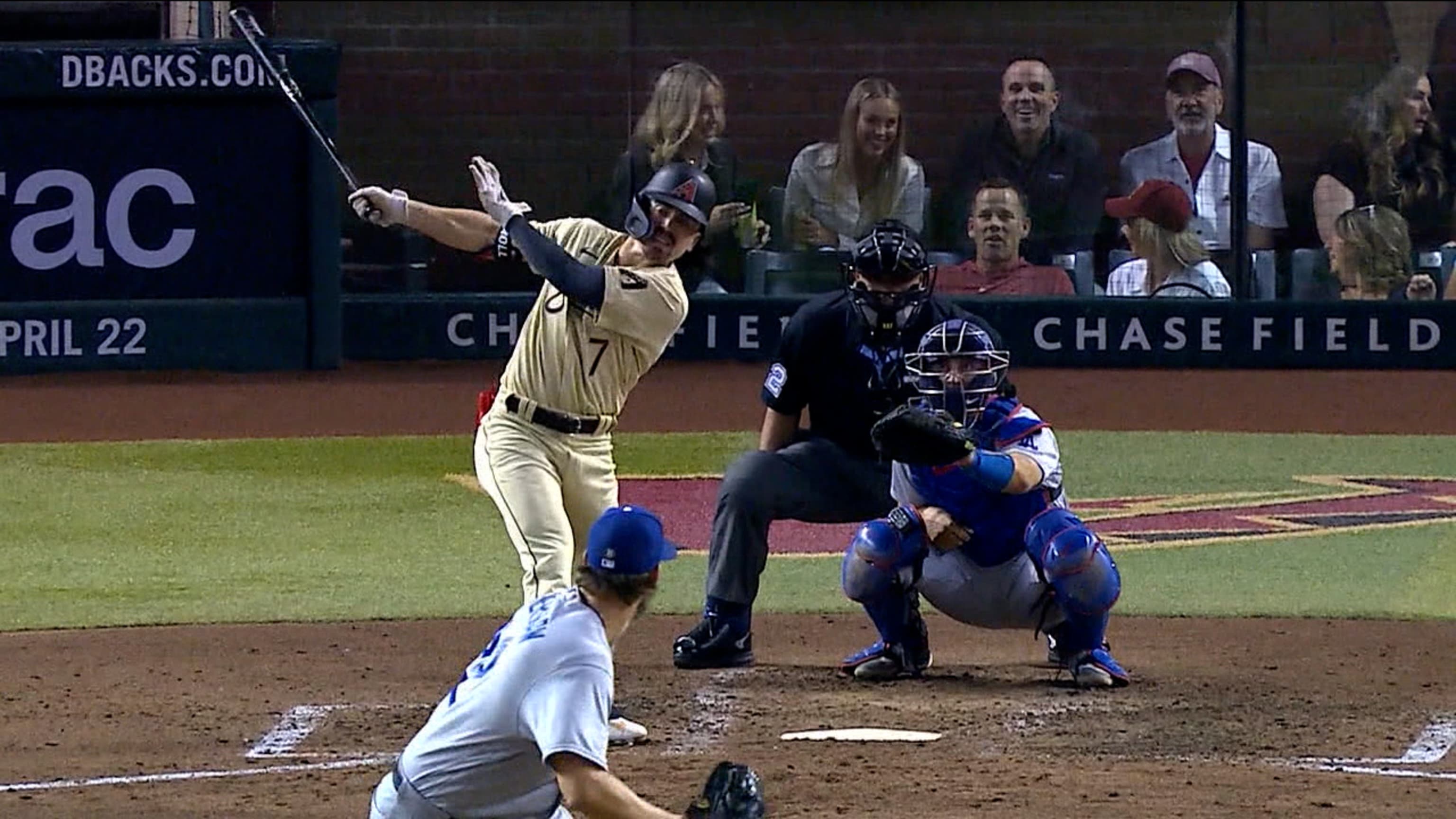 D-backs take 1st in NL West