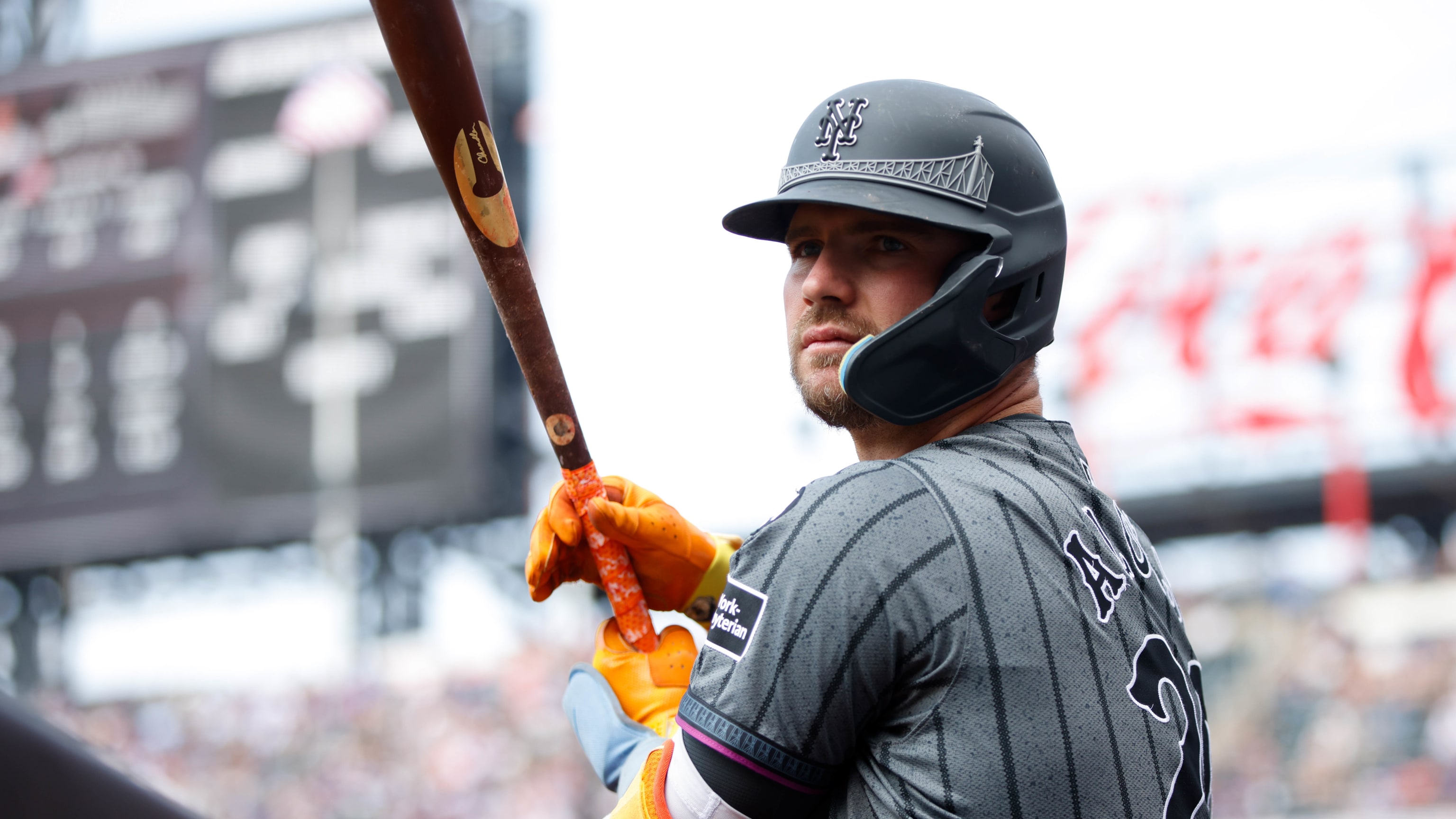 Pete Alonsos return to Mets, analyzed