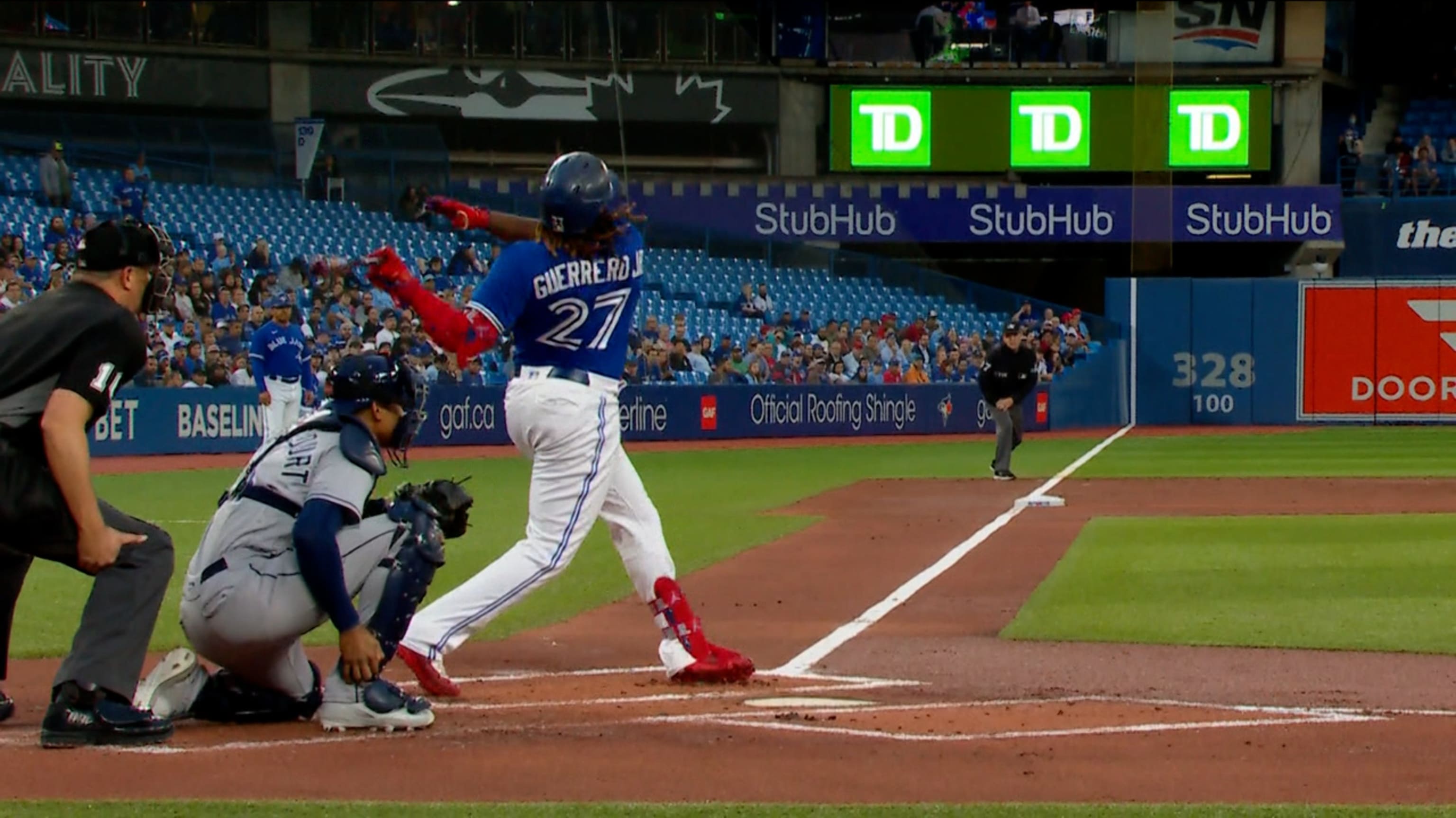 HR #100 de Guerrero Jr.