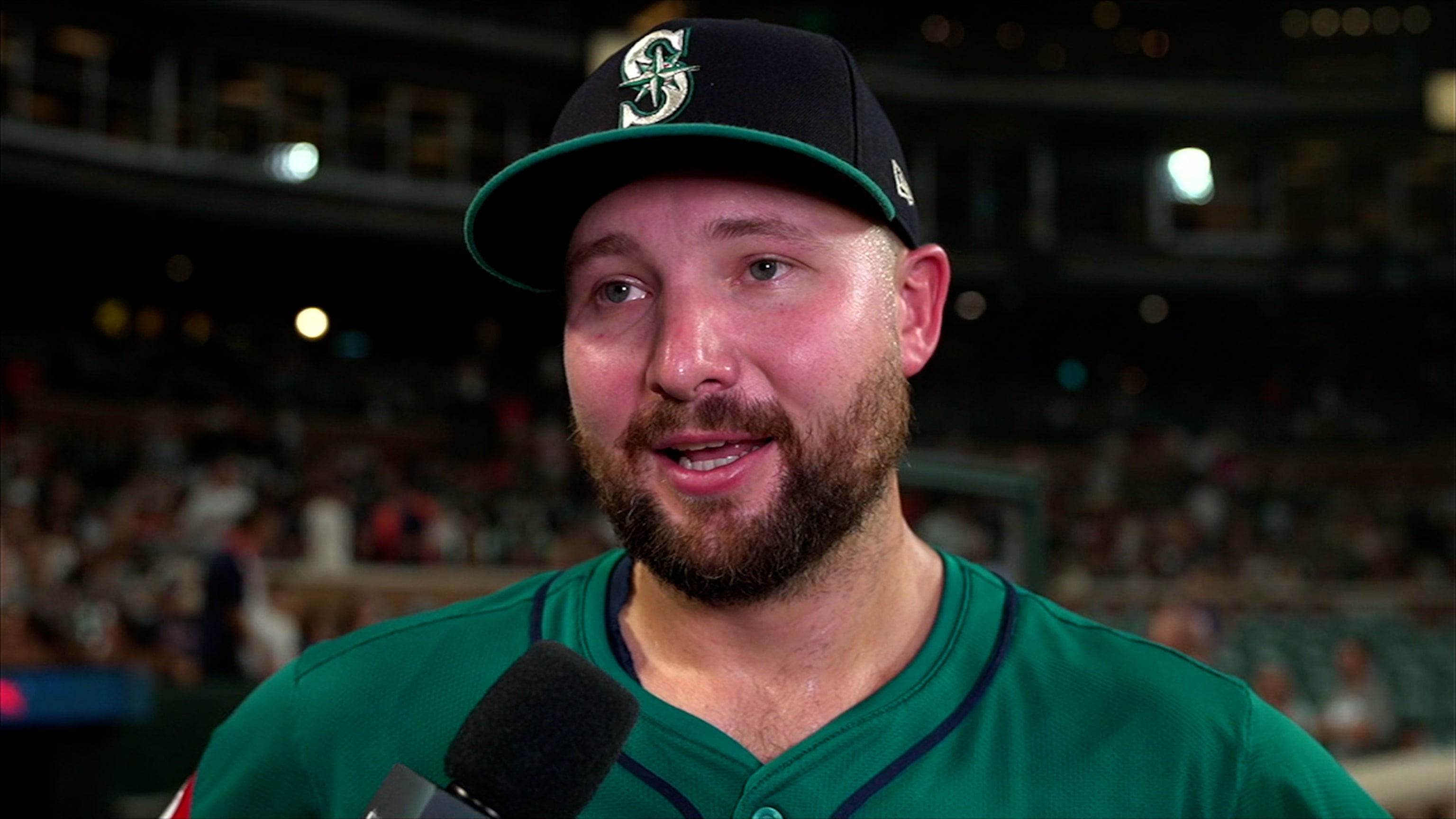 Cal Raleigh's 38th home run sets American League first-half record