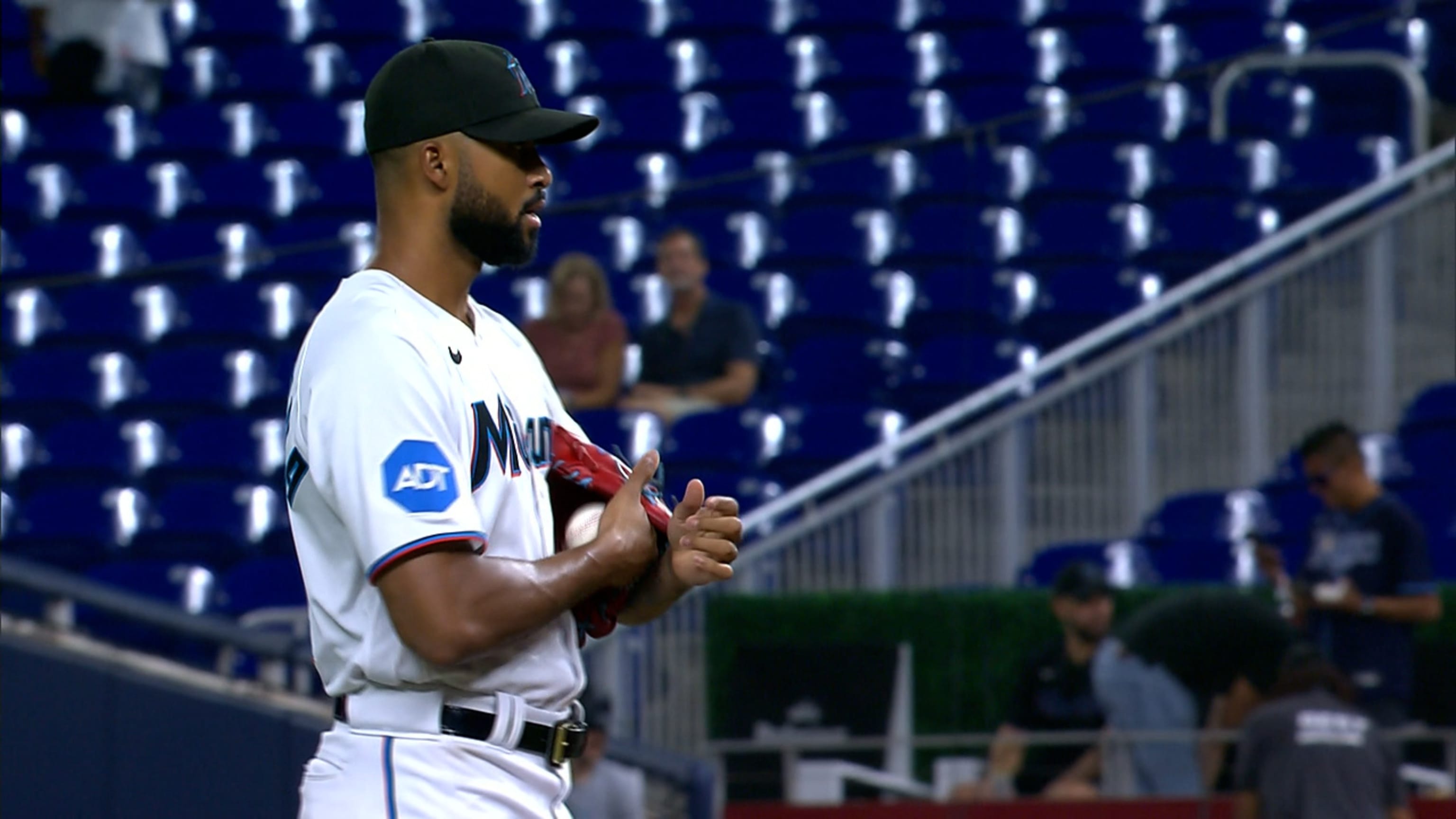 Marlins officially extend RHP Sandy Alcantara for five years