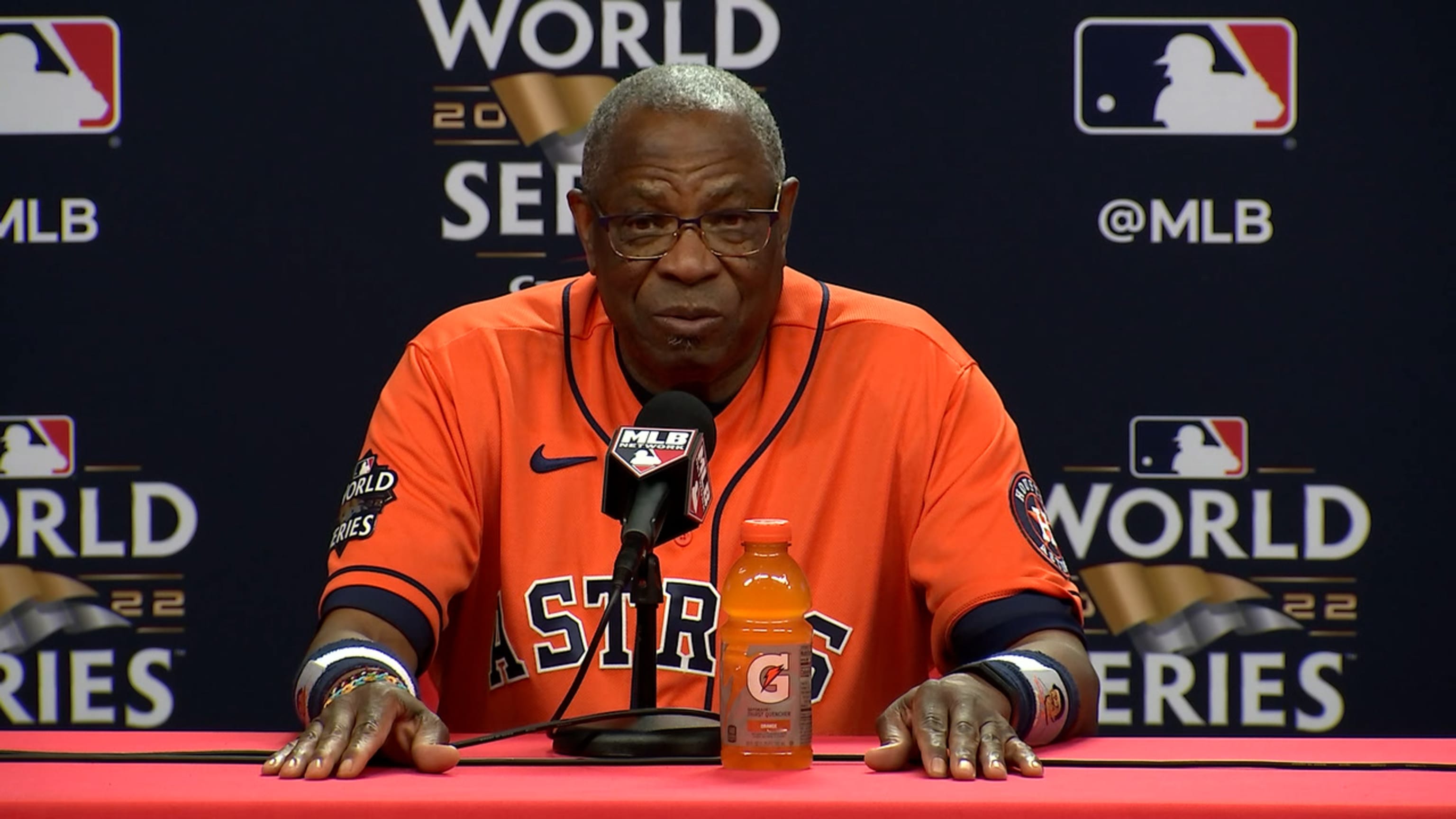 Dusty Baker habla de Javier, no-no