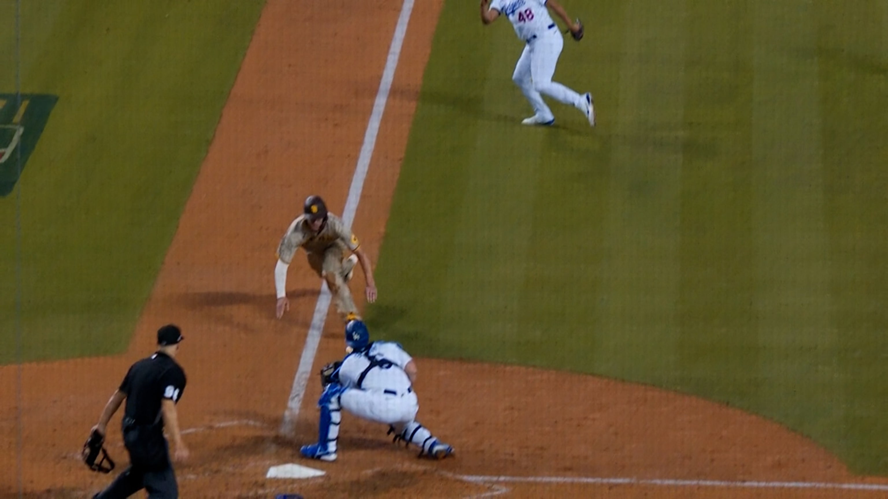 Dodgers lose to Braves on another walk-off single, trail NLCS 2-0 – Orange  County Register