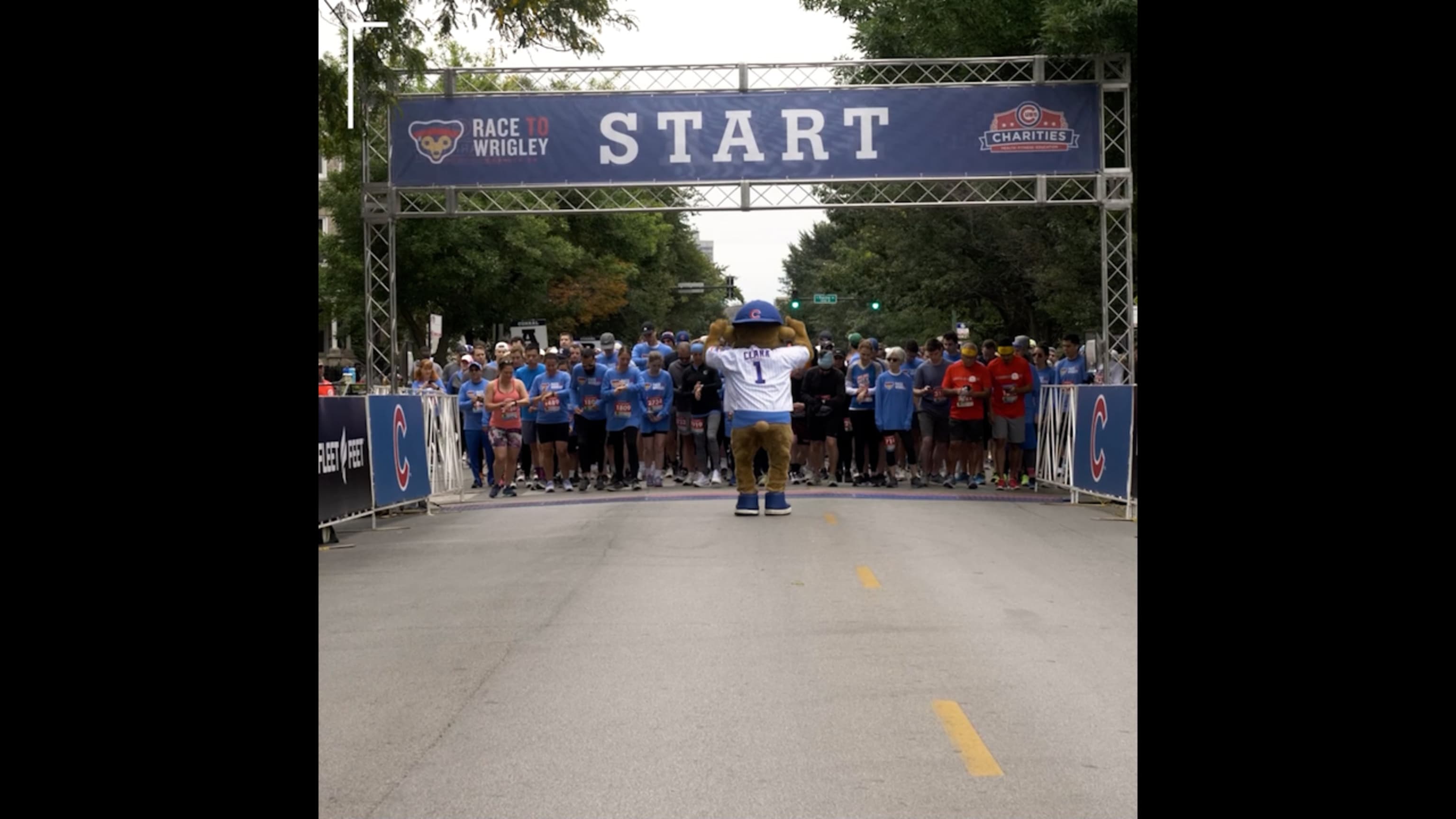 CHICAGO, IL Sep 2023  2023 Race to Wrigley 5K Charity Run