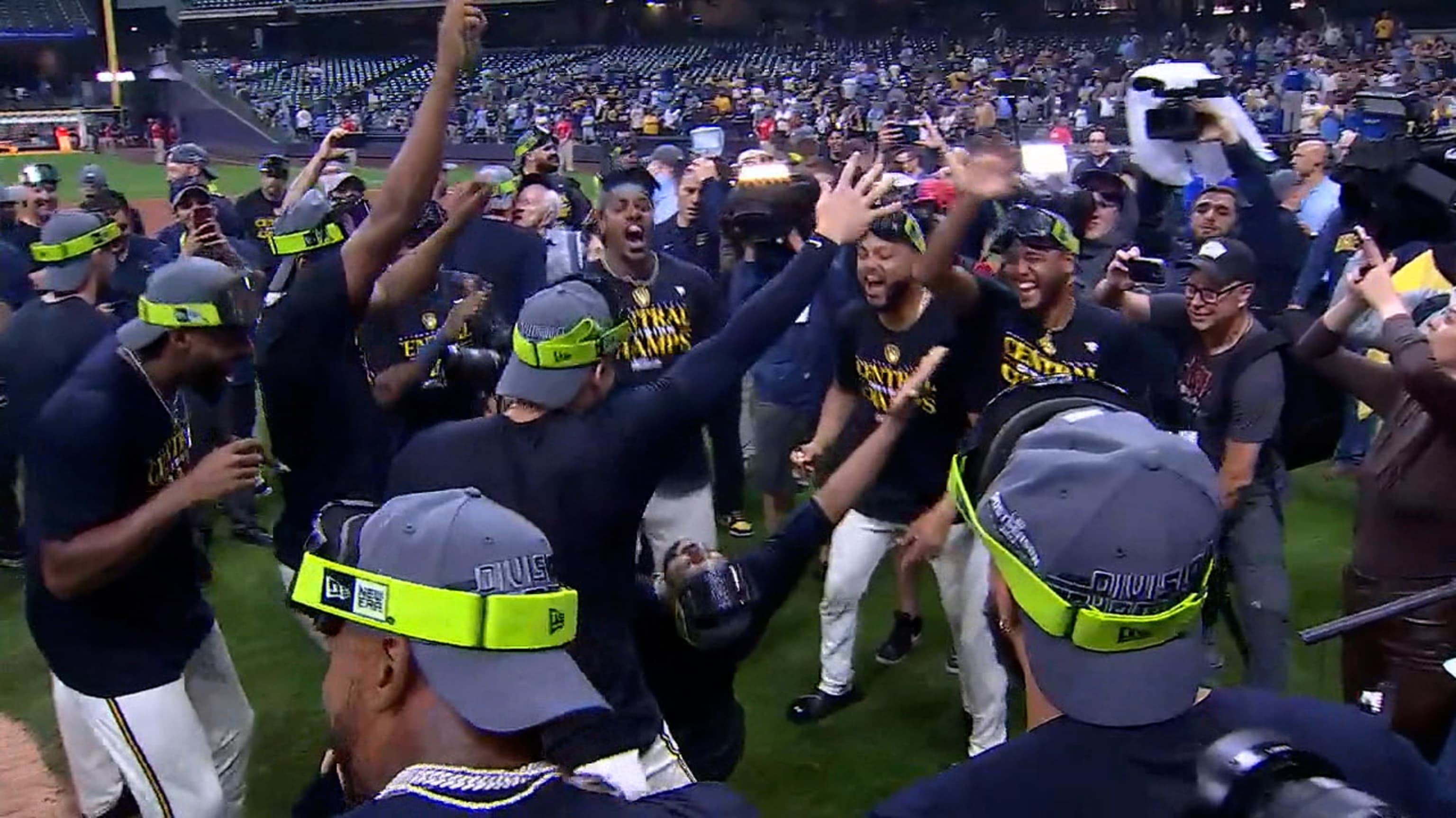 Brewers crowned as 2021 National League Central Division Champions