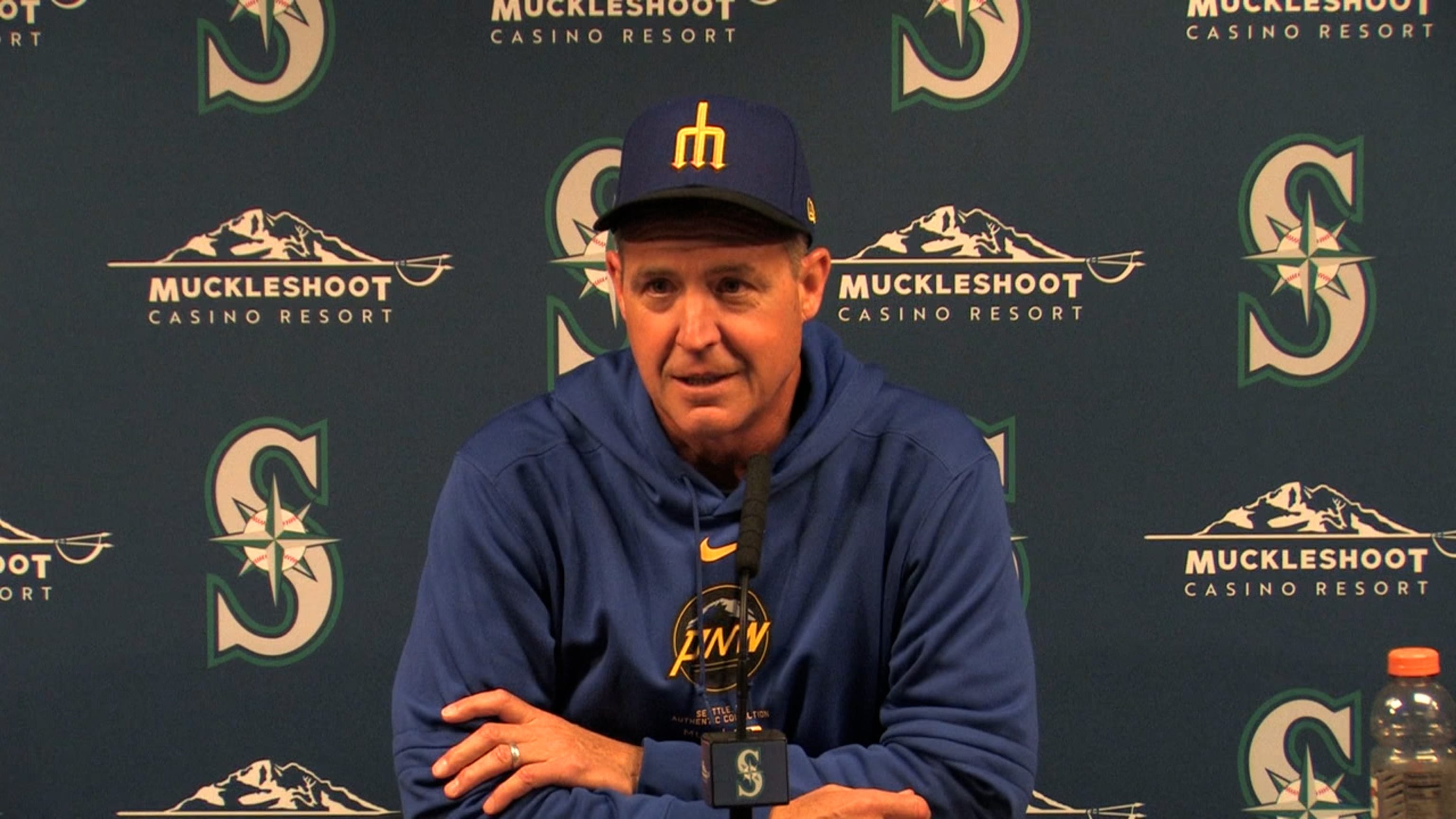 Dan Wilson introduced as Mariners manager