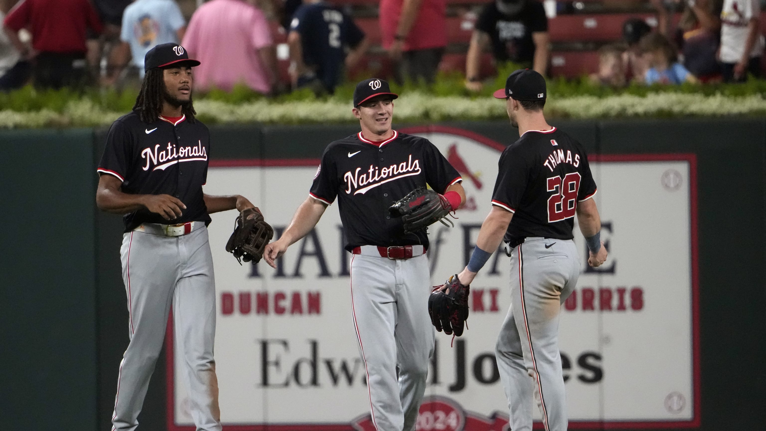 Kyle Finnegan sella el triunfo